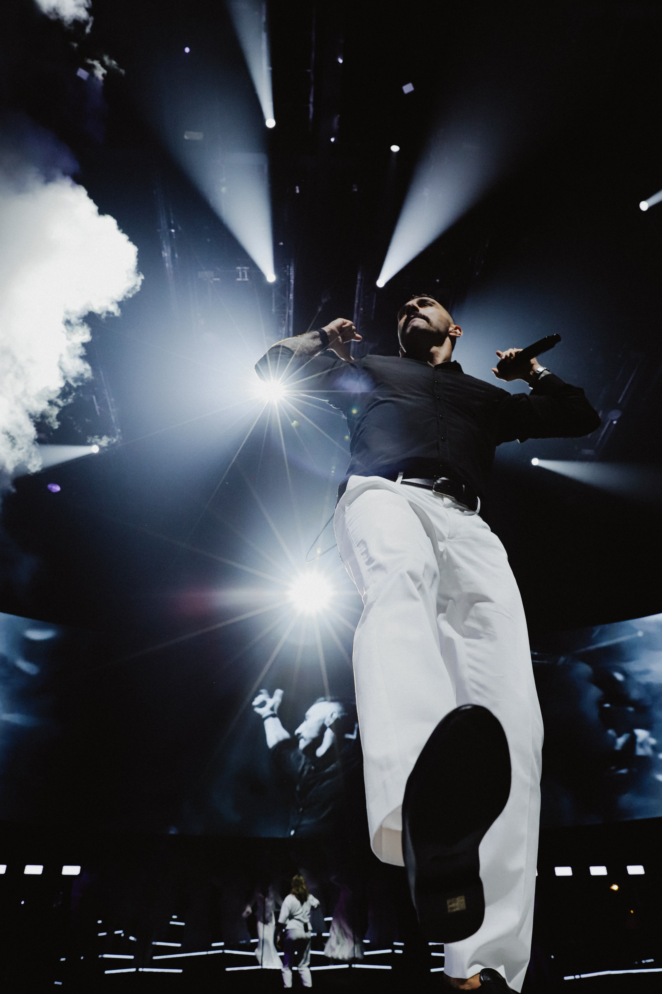 Концертная съёмка: эмоции и энергия в кадре. Профессиональный фотограф звезд, концертов и спортивных событий