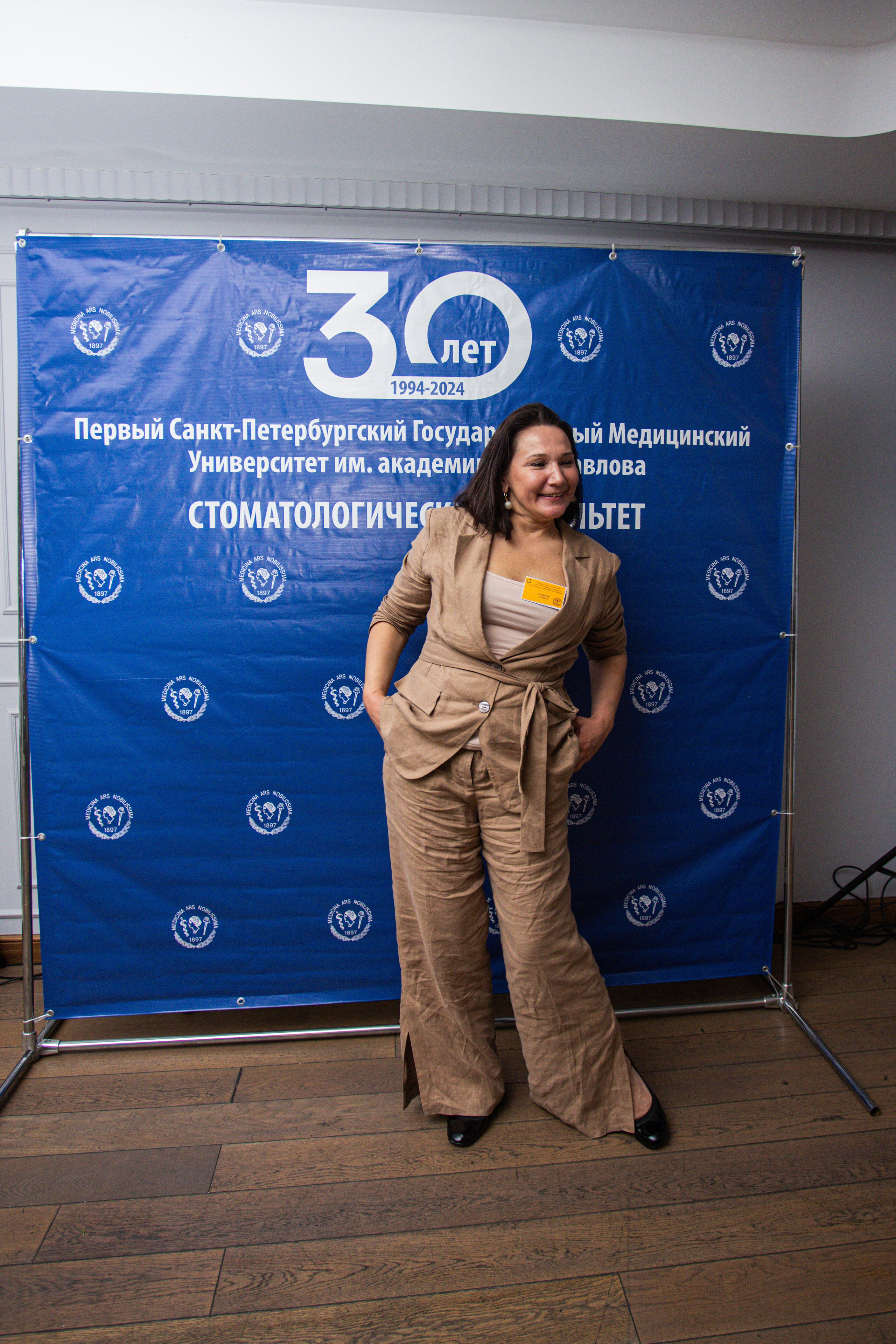 Встреча выпускников. Стоматологи СПб. Семейный фотограф в Вышнем Волочке — Ульяна Иванова | Фотосессии для всей семьи