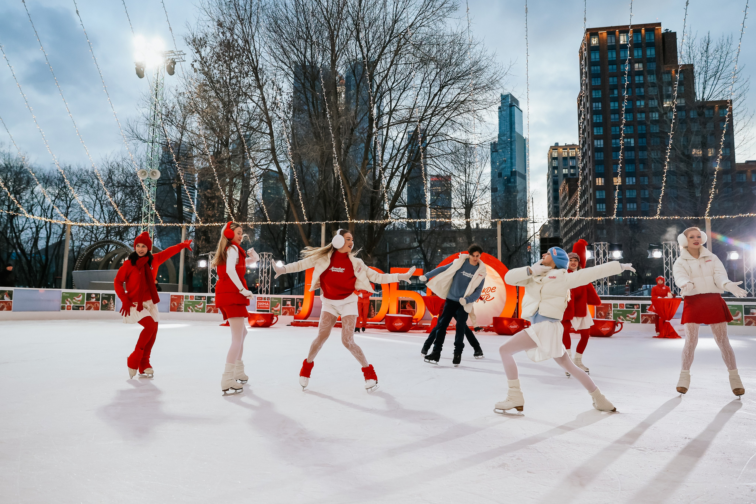 Ледовое шоу Сити каток Московское Чаепитие. Фотограф и видеограф Анна Домашенко