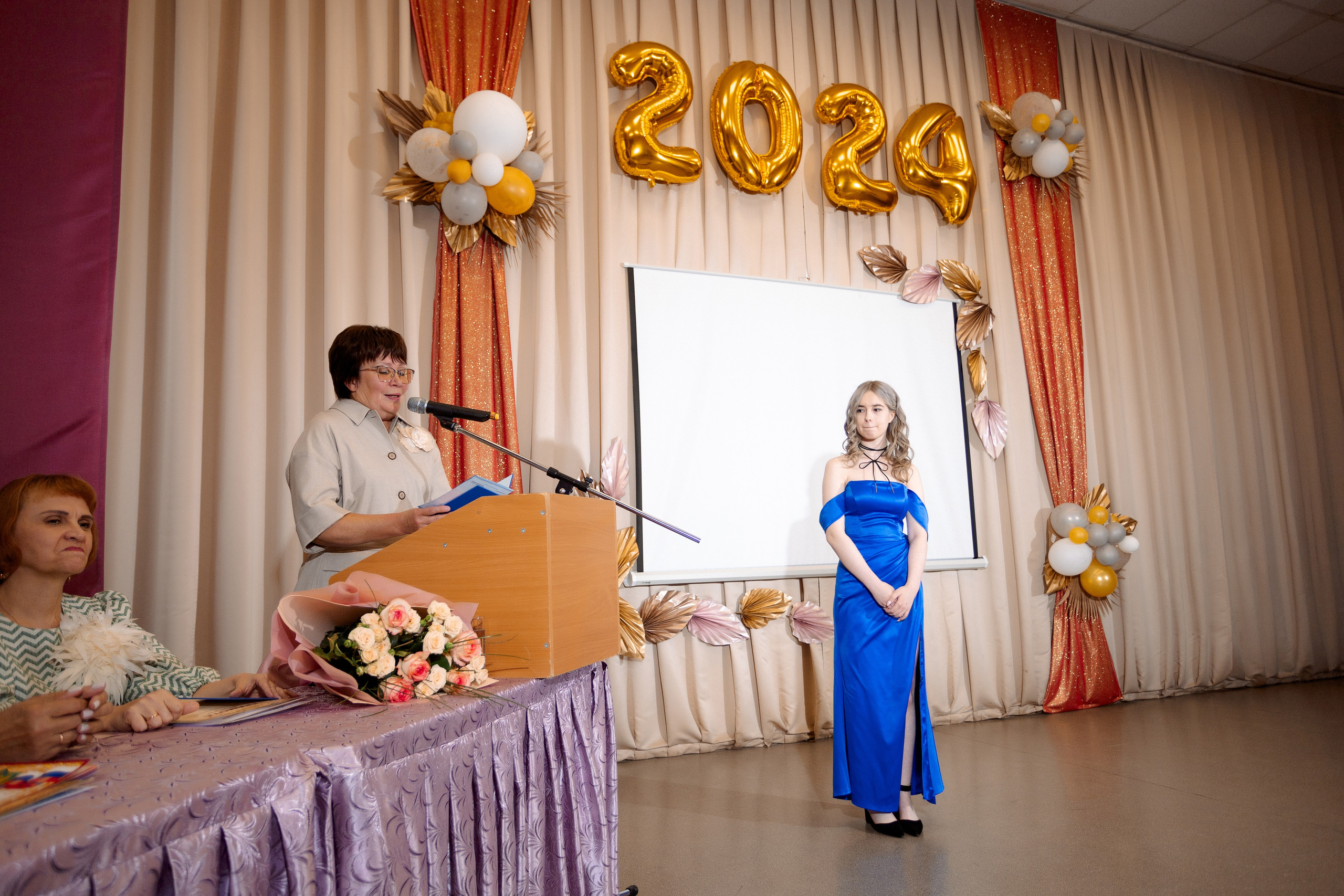 ВРУЧЕНИЕ АТТЕСТАТОВ: Пример. Все фото. Профессиональный фотограф в Ижевске Леша Петров