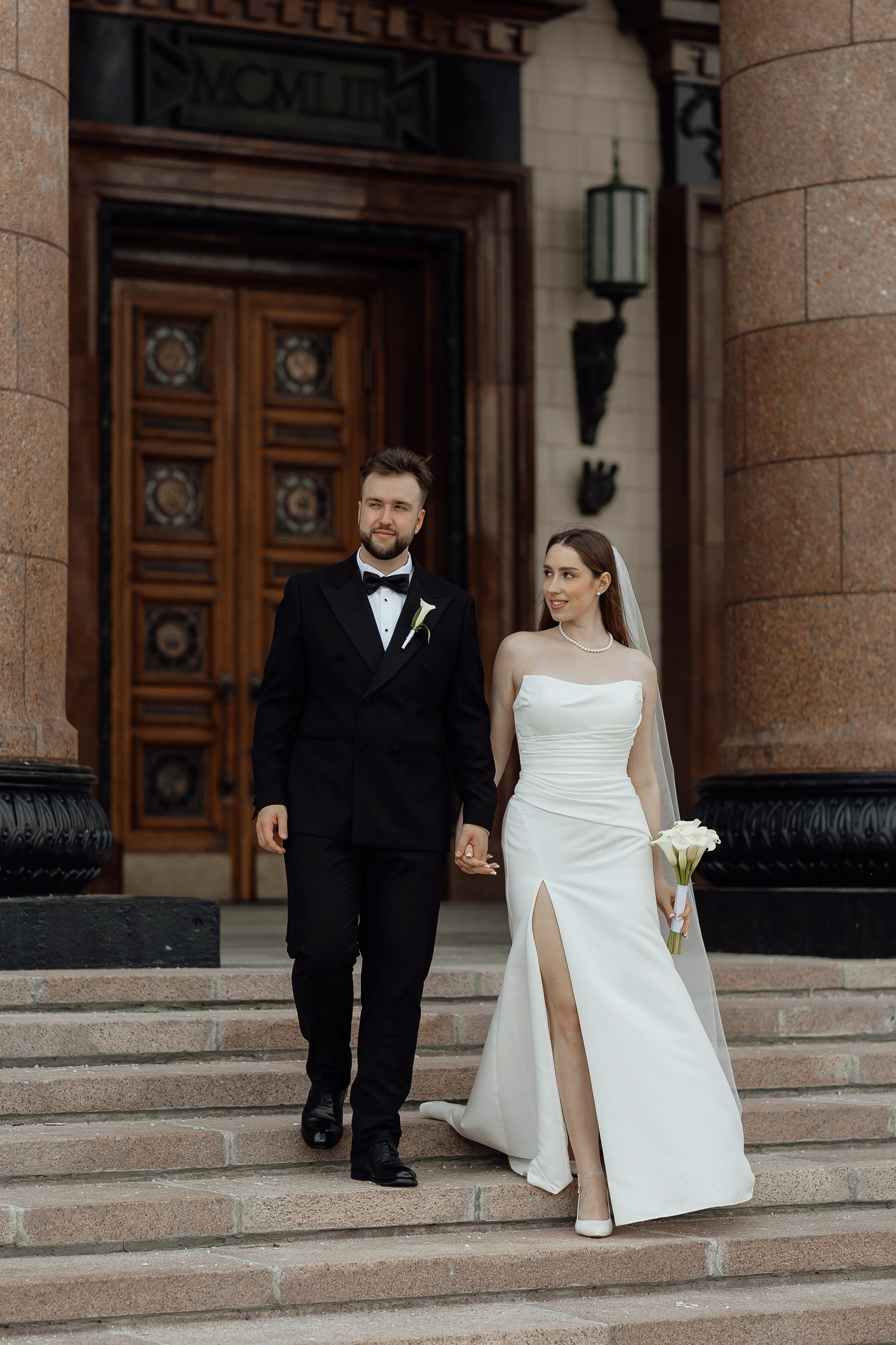 Локации для свадебной прогулки в Москве. Свадебный фотограф в Москве Дарья Олендарёва