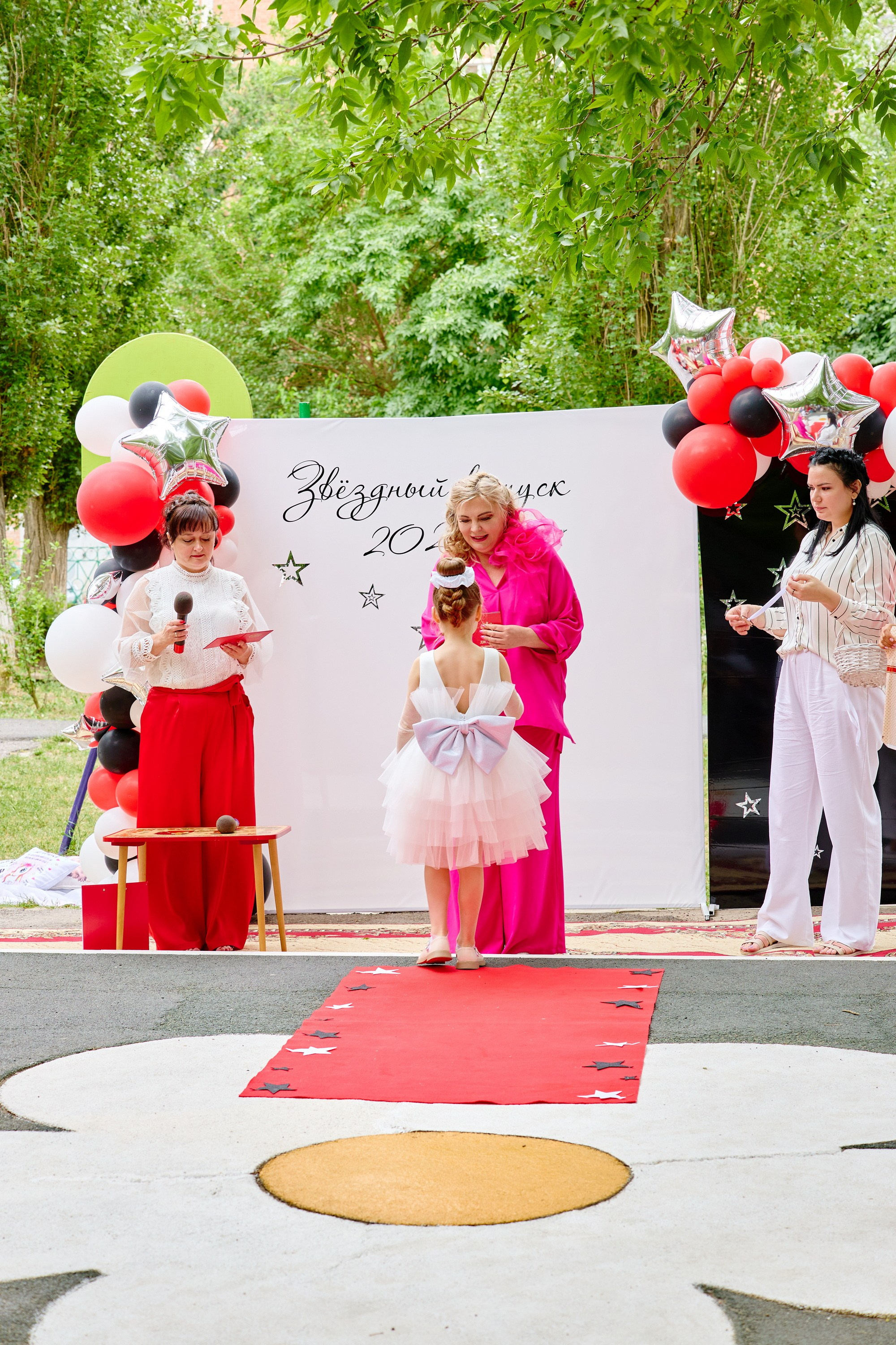 Выпускной 45 сад. Фотограф Выпускные альбомы Таганрог Сергей Коробченко