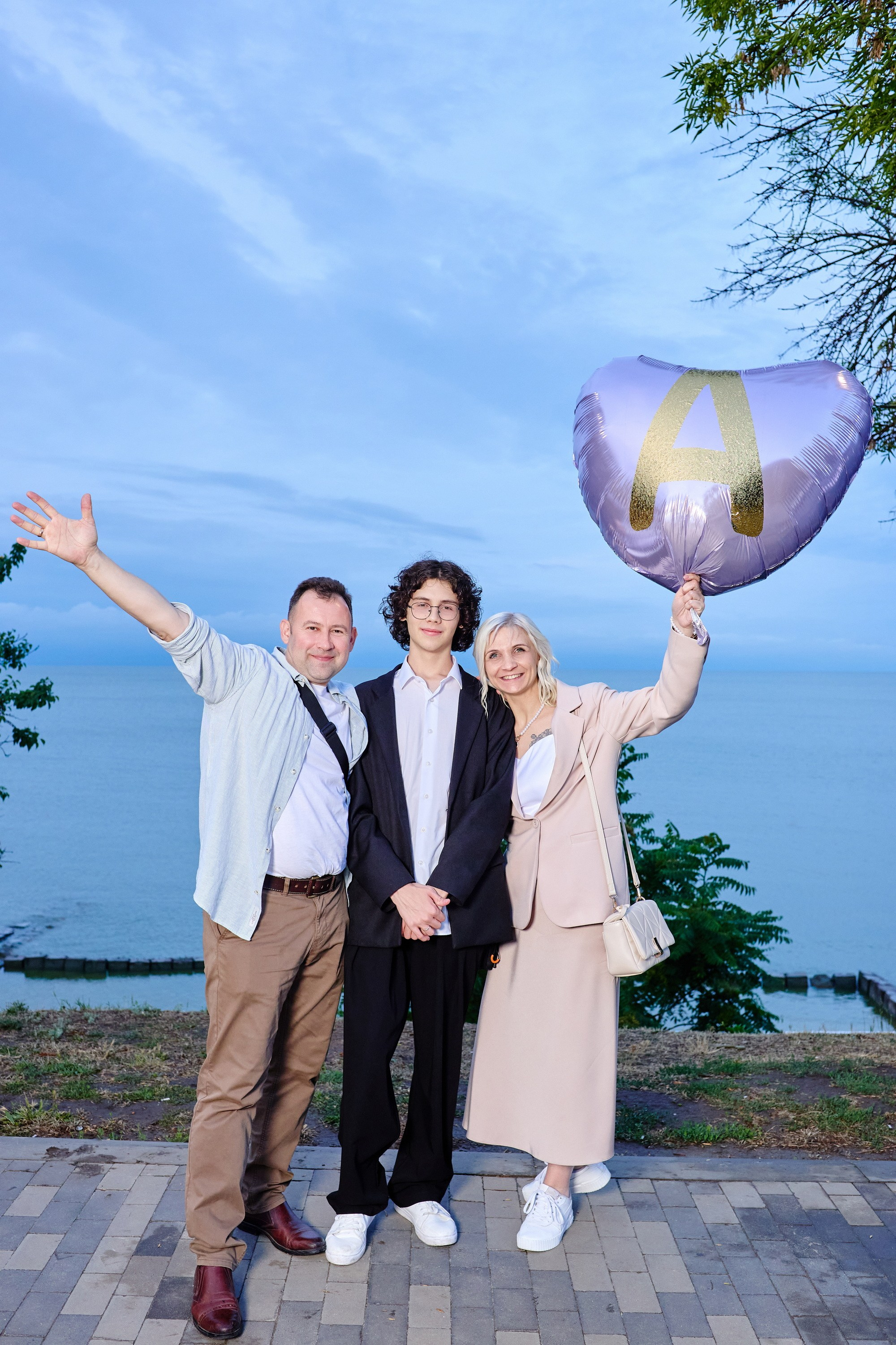 Выпускной 35 Сош. Фотограф Выпускные альбомы Таганрог Сергей Коробченко