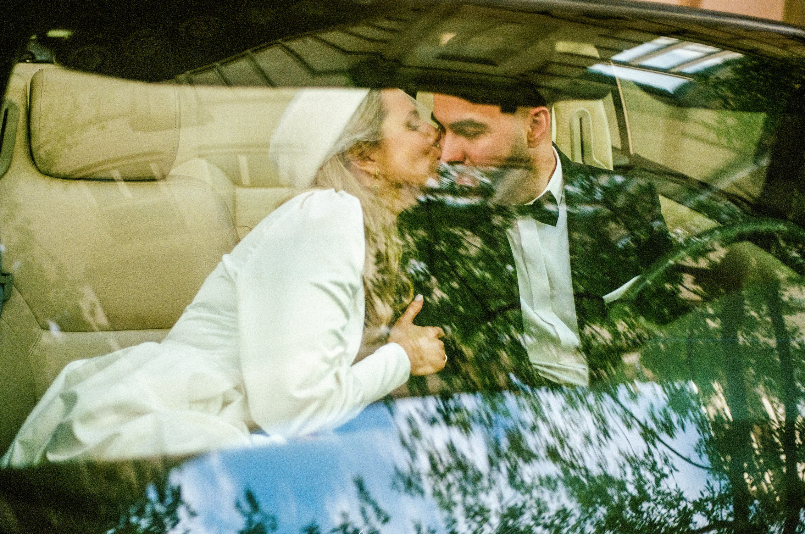 Сентиментальная свадебная фотография