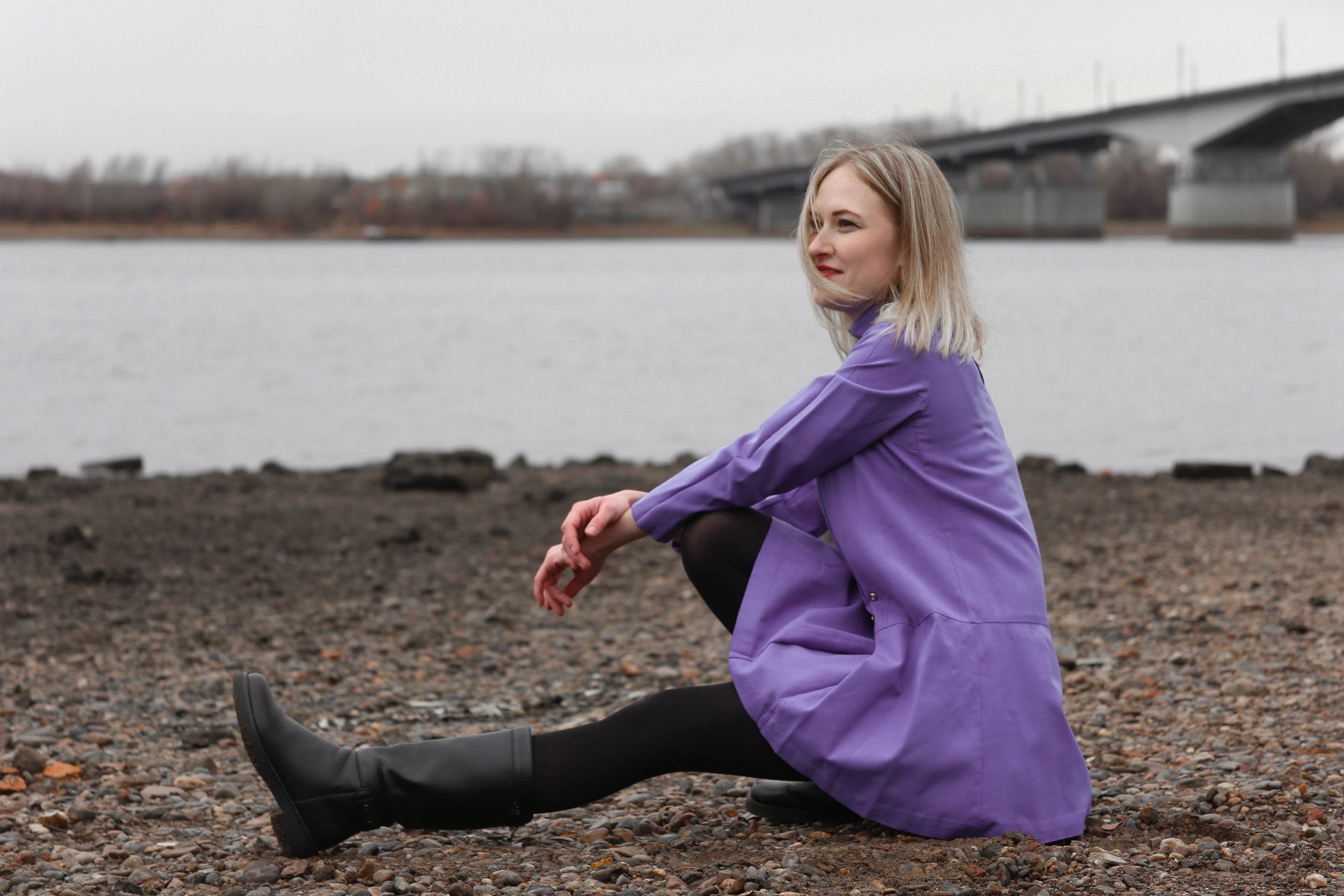 Маша на набережной. Часть 2. Фотограф Пермь. Фотосессия в фотостудии Перми и на свежем воздухе