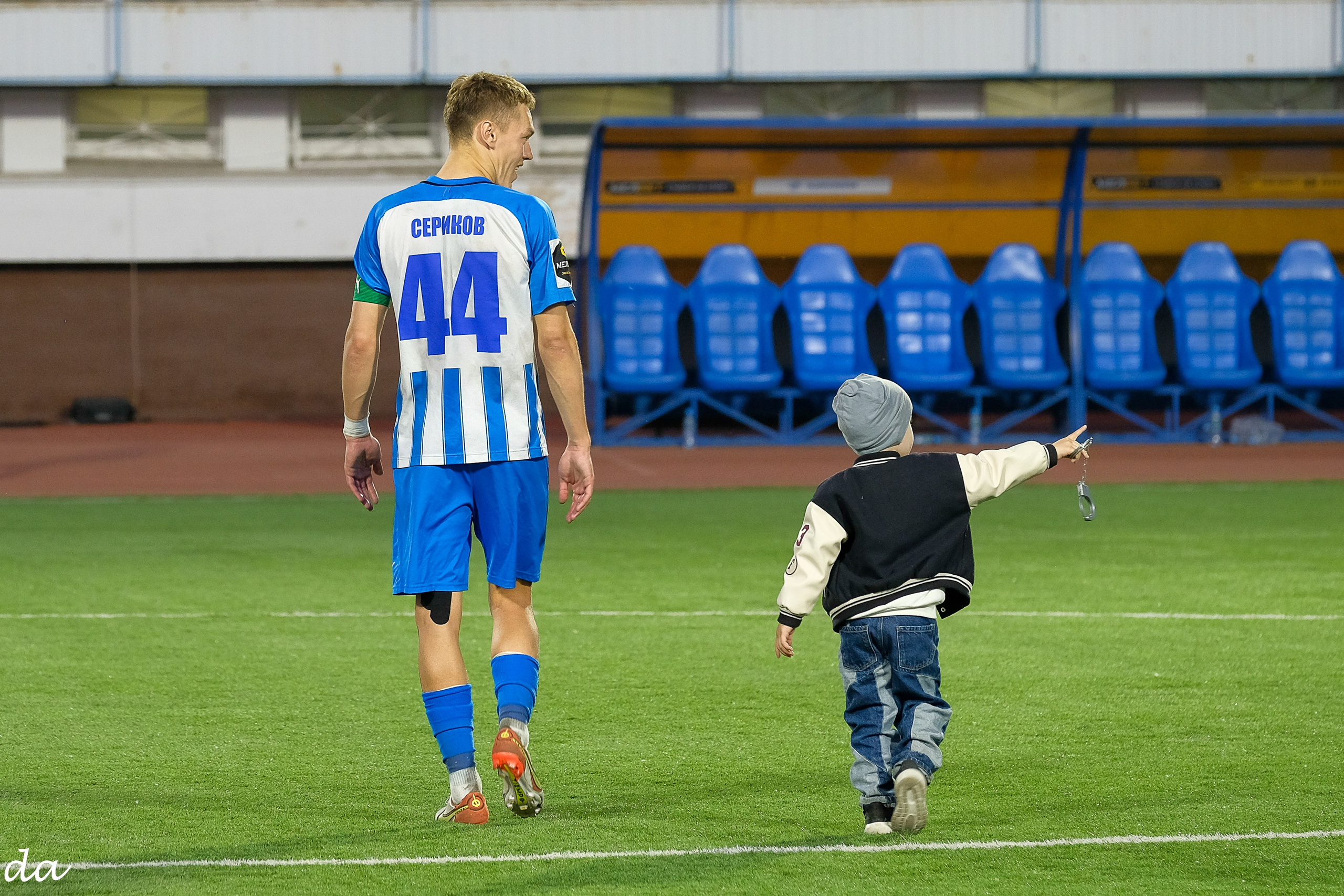 Фото футбольных матчей Первая лига ФНЛ. Фотограф Дмитрий Алексеев