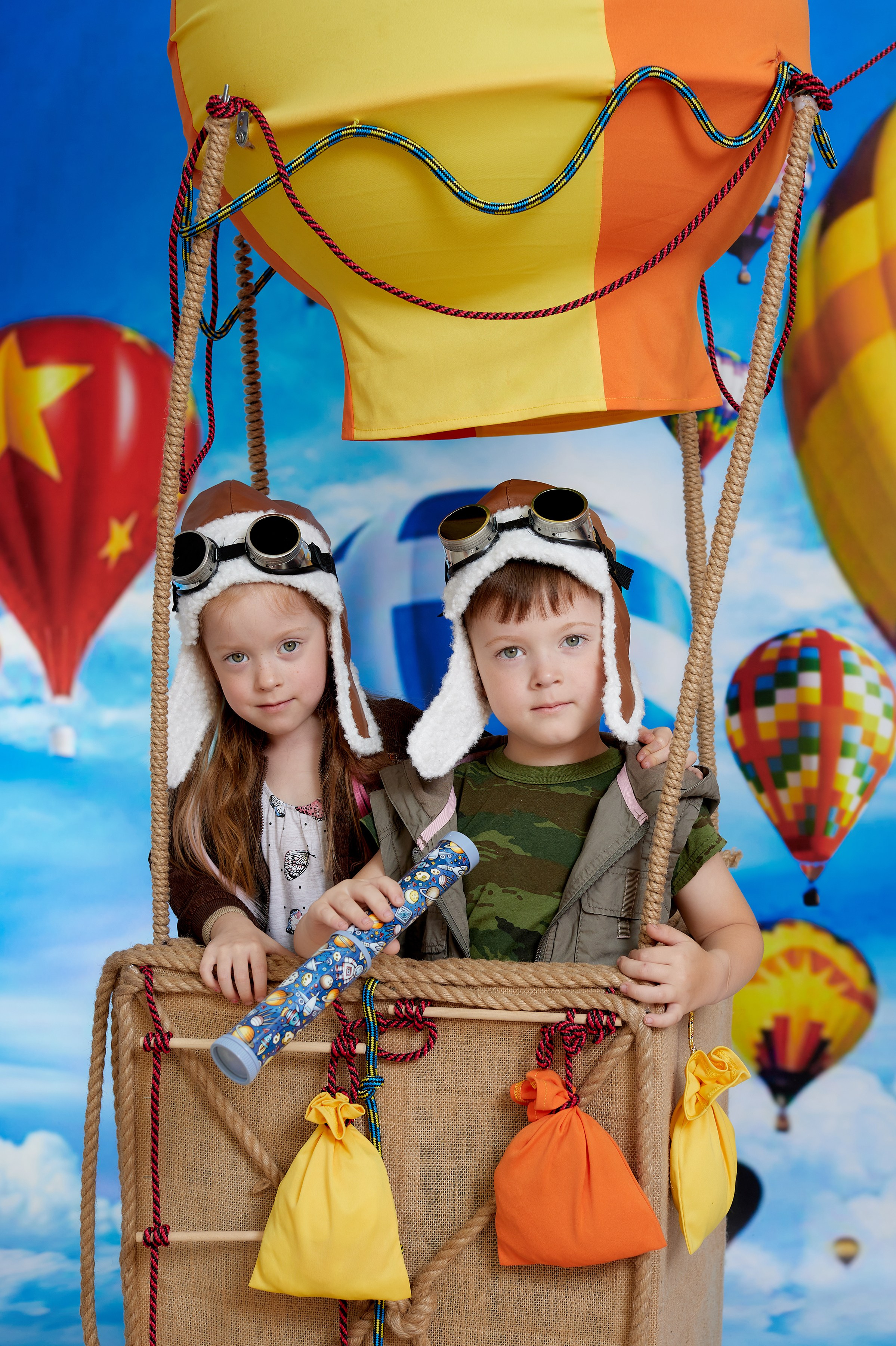 Полёт на воздушном шаре. Детская выездная фотостудия