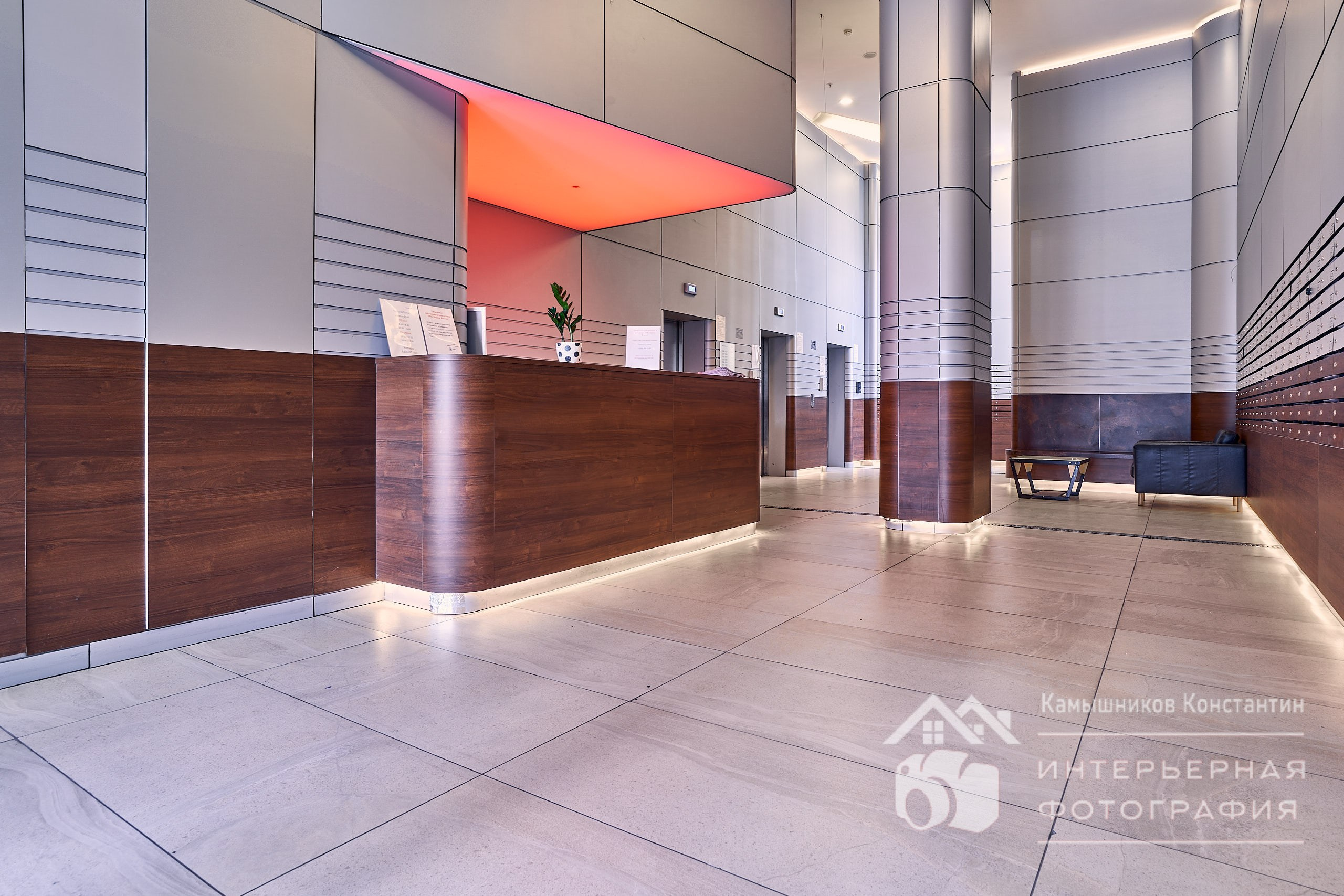 Интерьерная фотография апартаментом на Ходынском бульваре, в 1 минуте от метро ЦСКА: чистое лобби