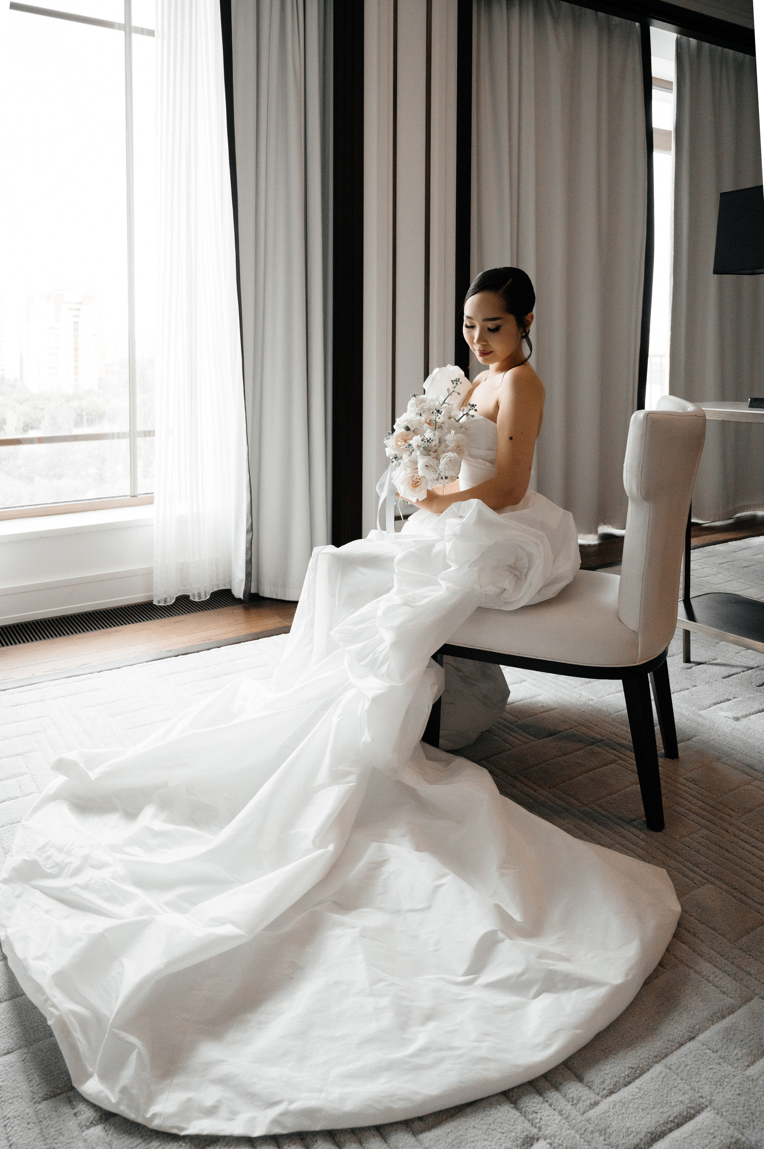 ANEL QYZ UZATU. HOME