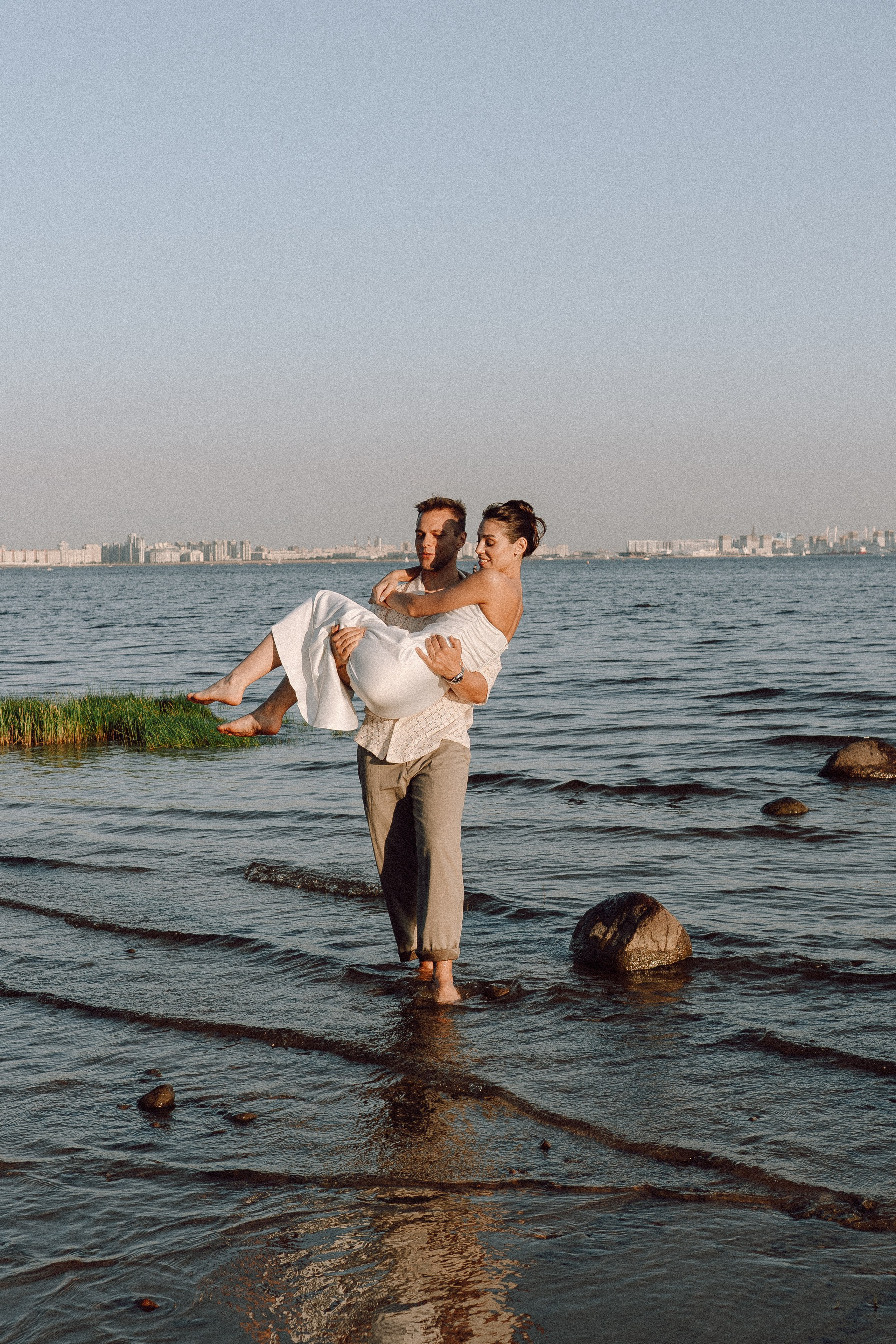 СВАДЕБНАЯ ФОТОСЕССИЯ ВЫЕЗДНОЙ ЦЕРЕМОНИИ (ФИНСКИЙ ЗАЛИВ). Профессиональный фотограф, Санкт-Петербург — Виктория Богомолова