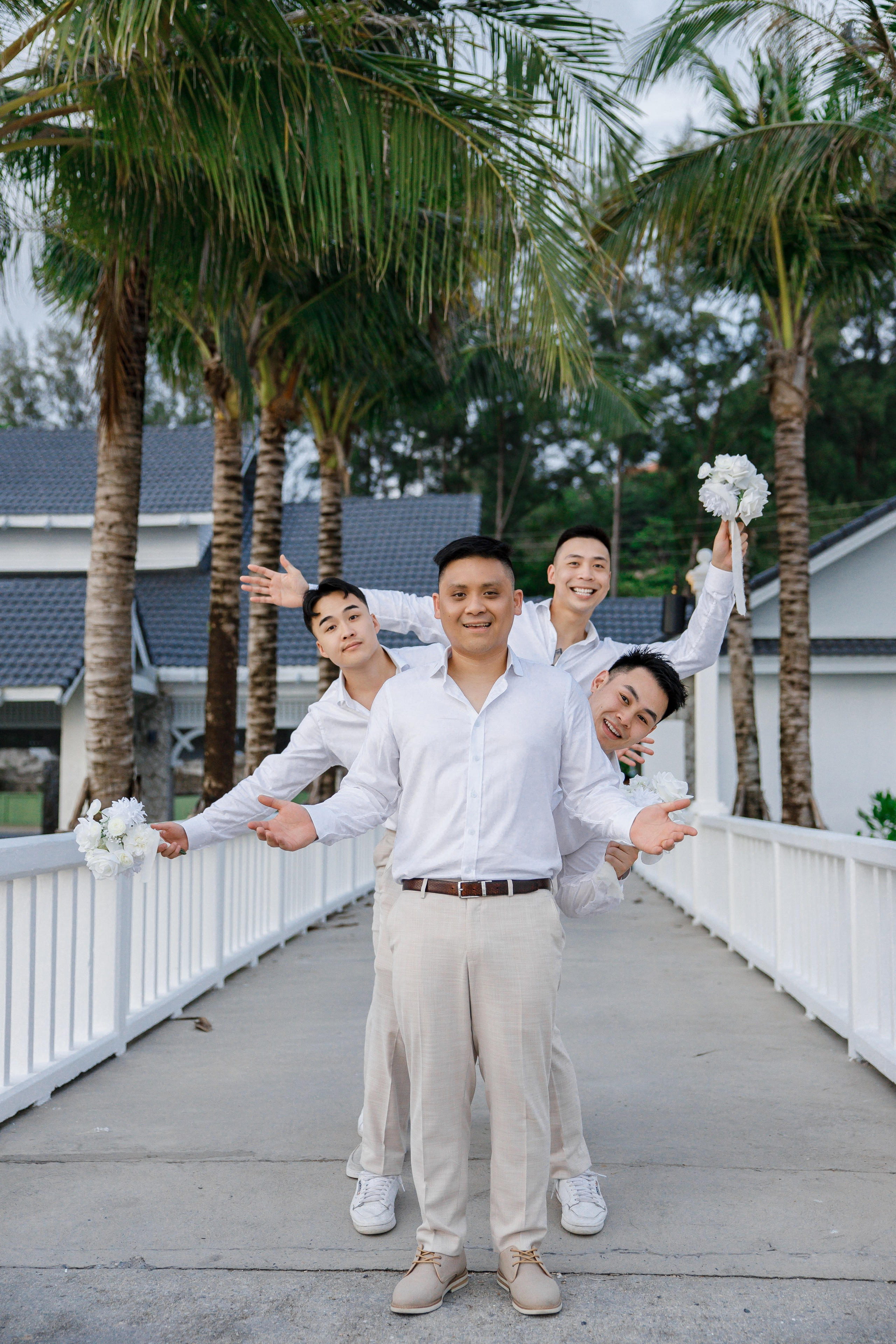 Wedding in Phuket at the Thavorn Hotel. Photographer in Phuket. Photographer Thailand
