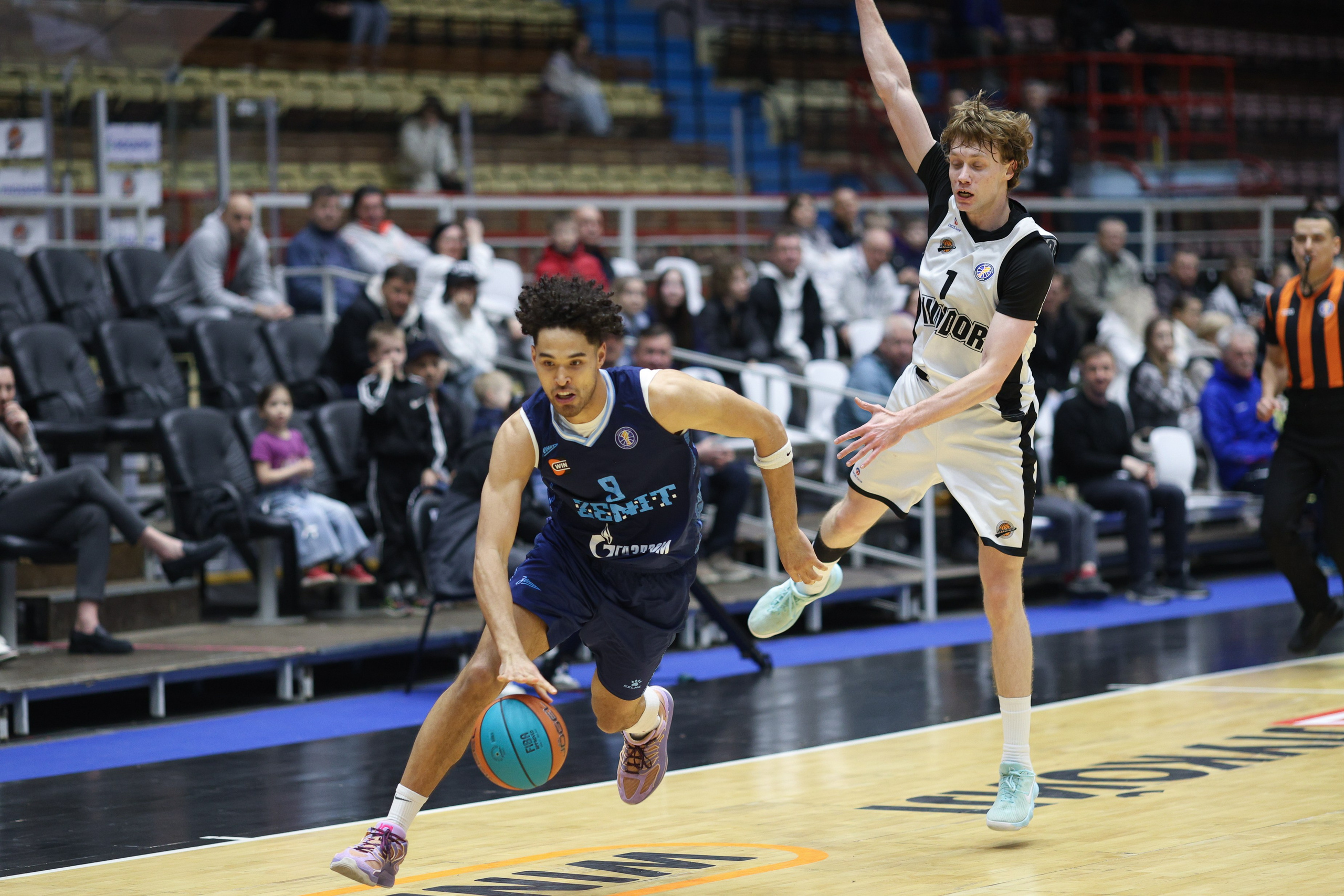 Автодор — Зенит 64-95. Фотограф Дмитрий Алексеев