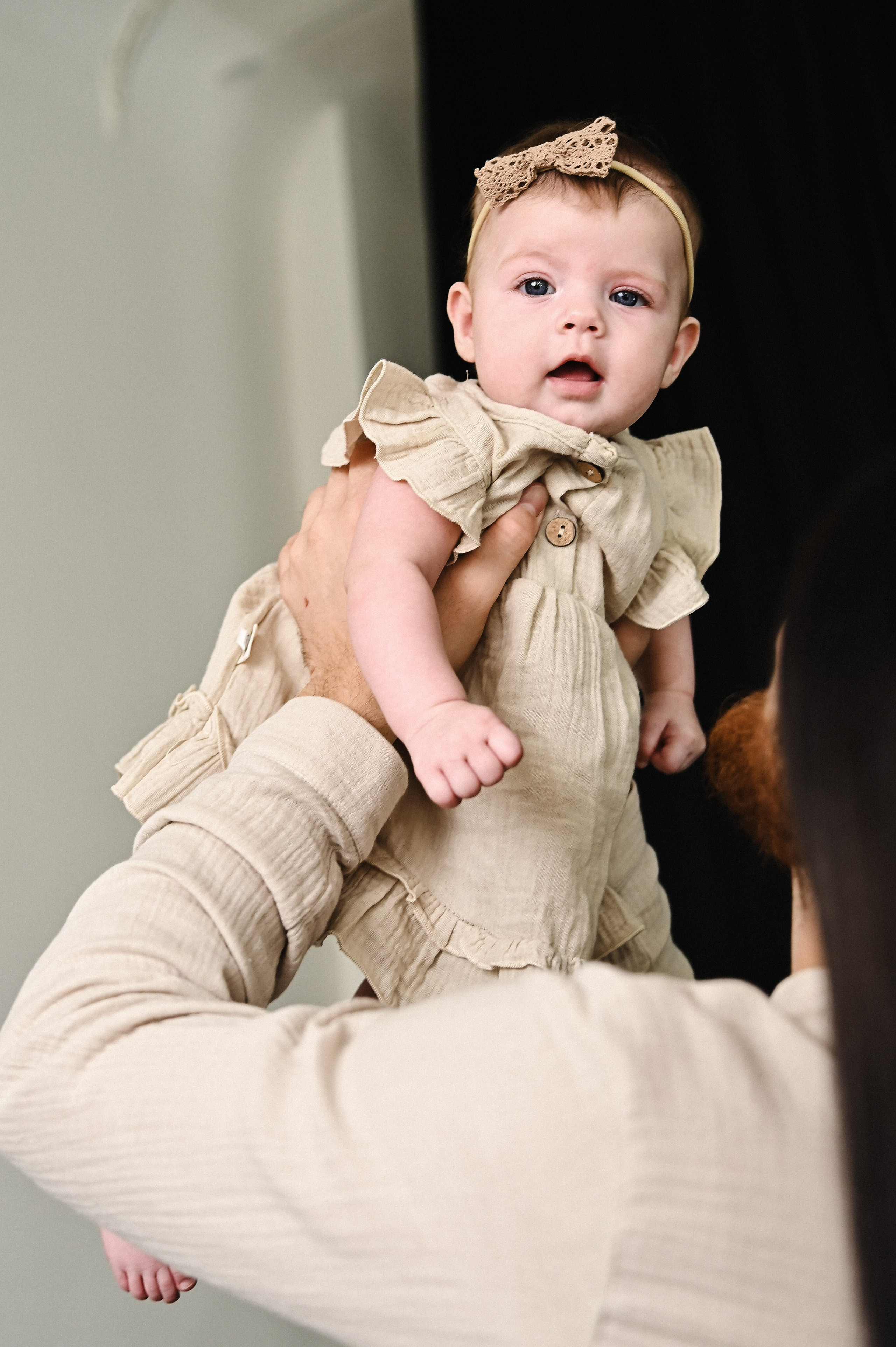 Семейная с маленькой Оливией. Фотограф Ярута Оксана / Ростов-на-Дону