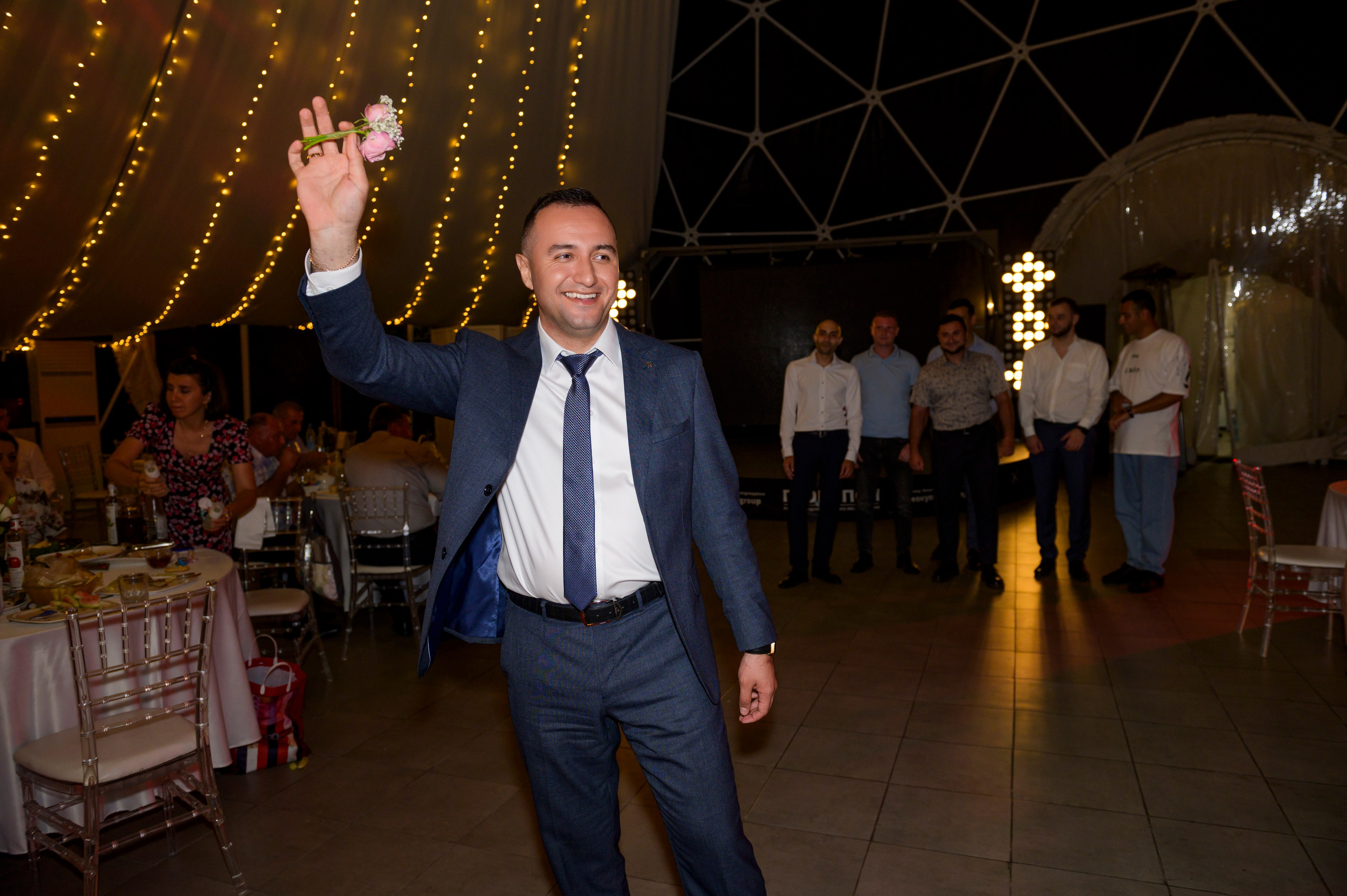 Алина и Адем. Свадебный банкет. Семейный и свадебный фотограф во Владивостоке