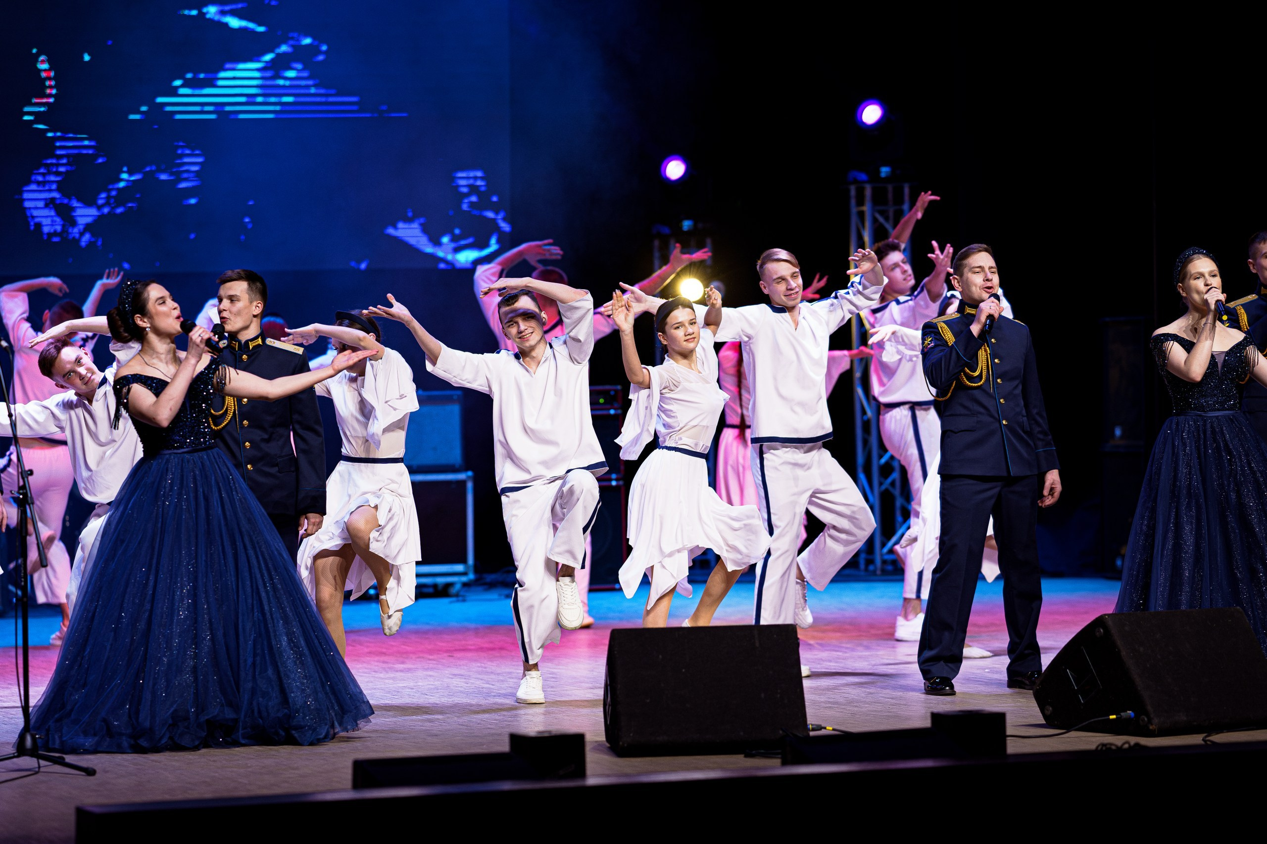 X Всероссийский фестиваль-конкурс эстрадного искусства «Поверь в мечту!». Портретный и репортажный фотограф в Воронеже: Анастасия Пузикова