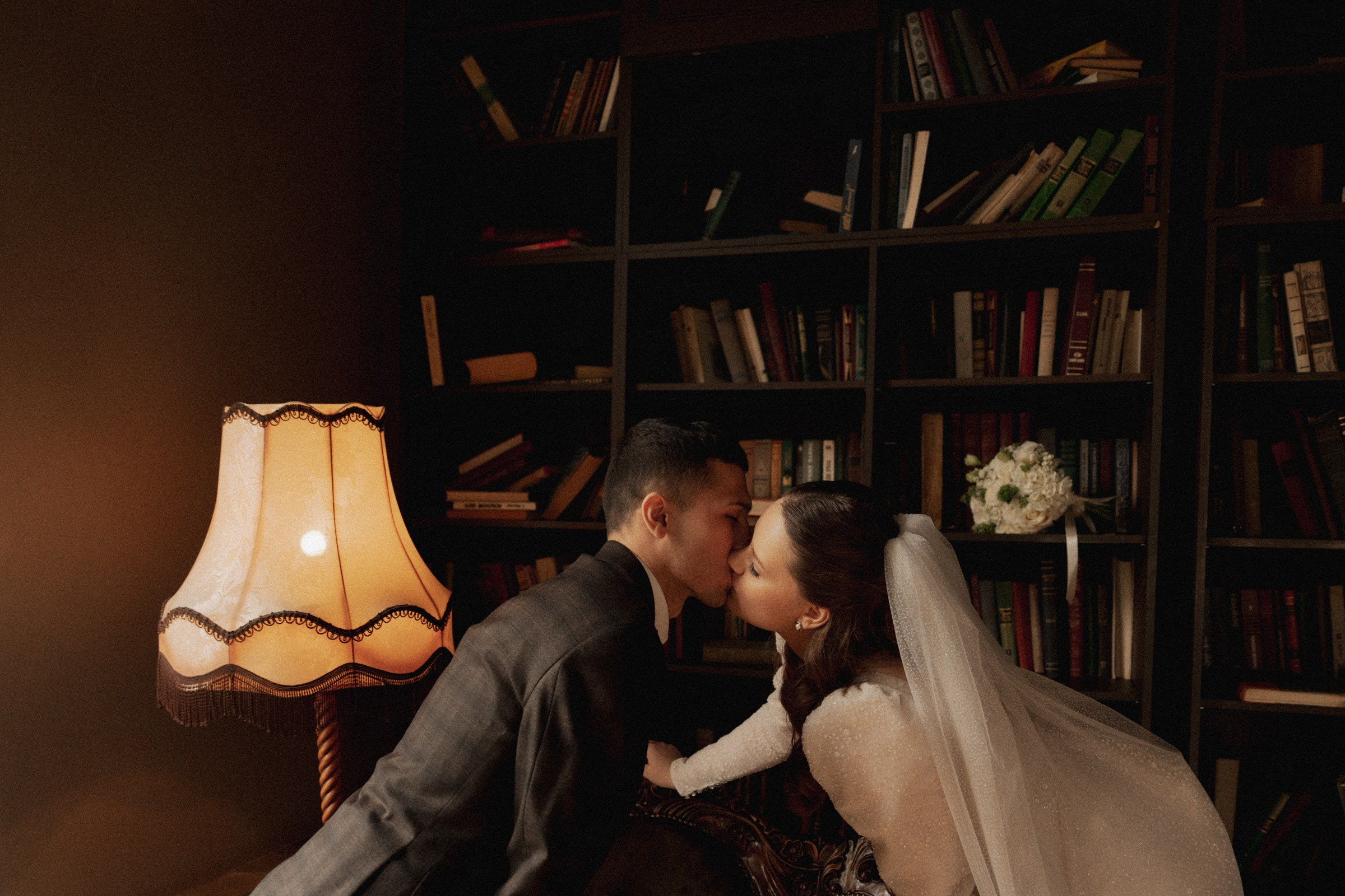 В ♡ К — Книжная история о любви. Свадебный и портретный фотограф в Москве, Светлана Янковая