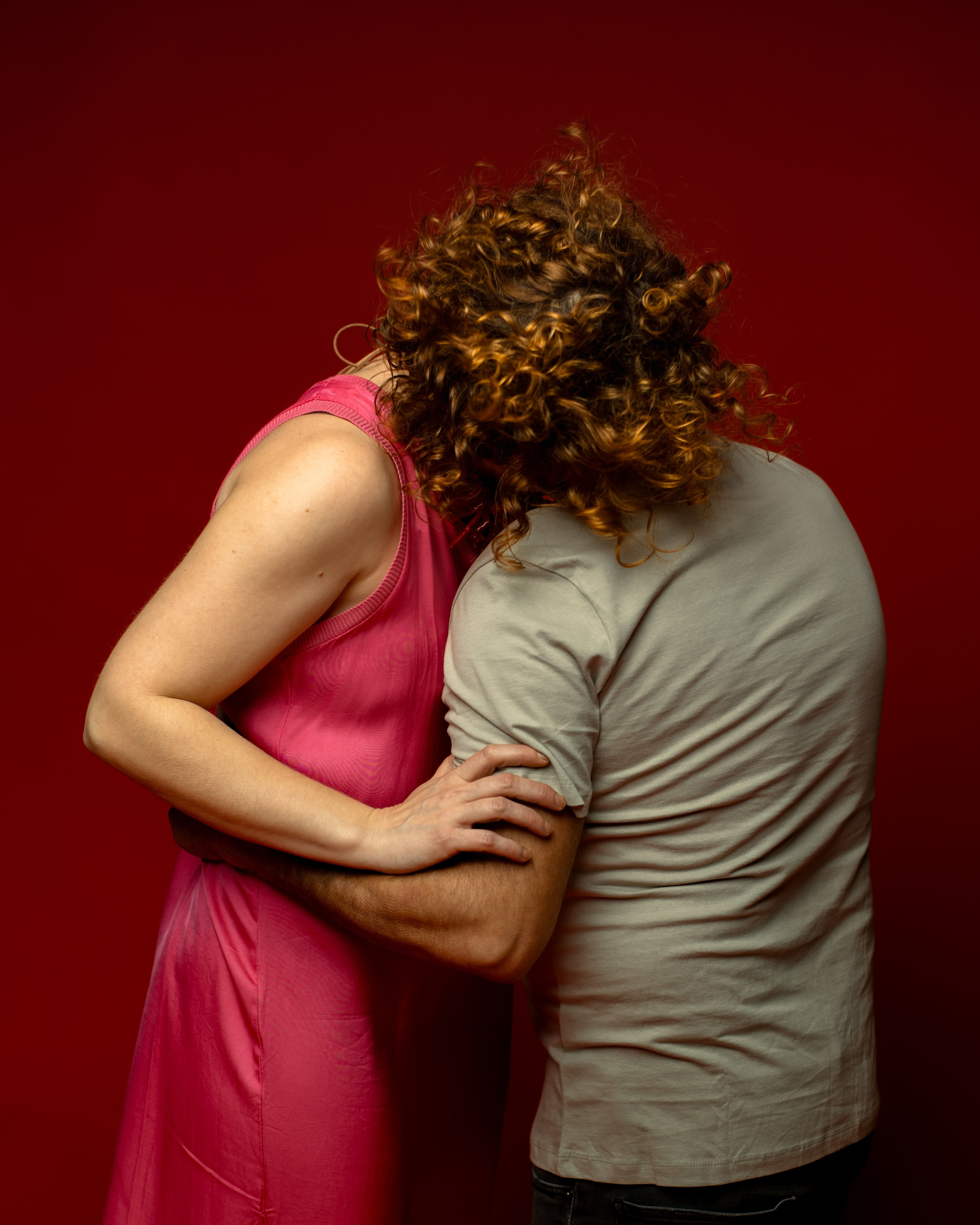 ANA and PEDRO. Studio. Anastasiia Antoniuk portrait, family and couple photographer, Portugal