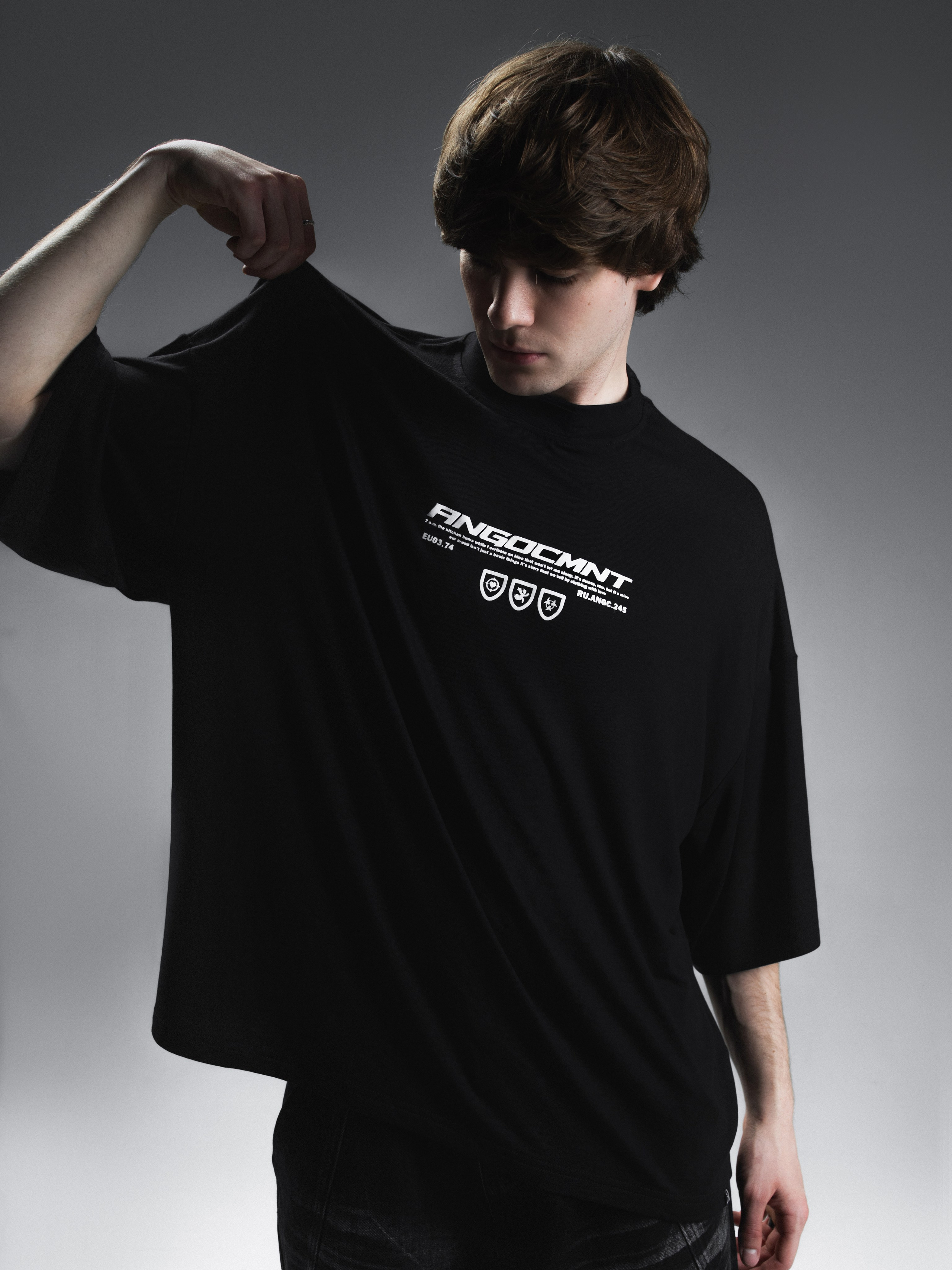 КАТАЛОГ | серый фон. RUNA production — стильные съемки для брендов