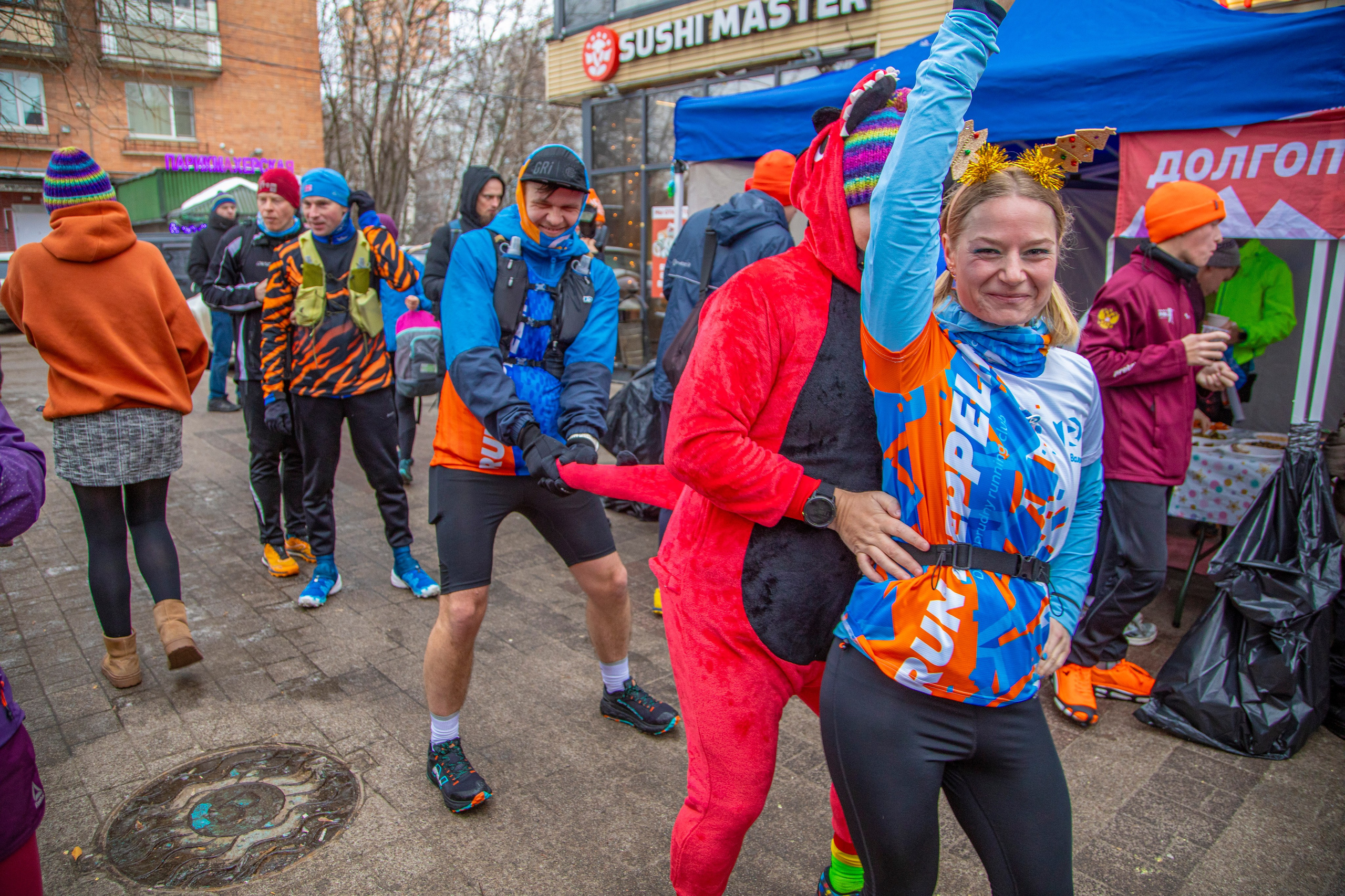 Марафон у дома, этап Химки 22.12.24. Фотограф Сергей Ловкий