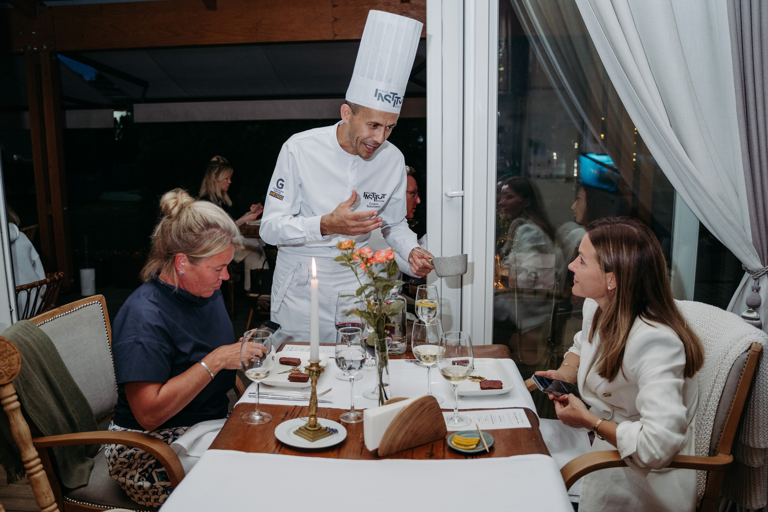 Открытый ужин с Mishlen Шеф Поварами. Репортажный и свадебный фотограф в Москве Рая Небогатова