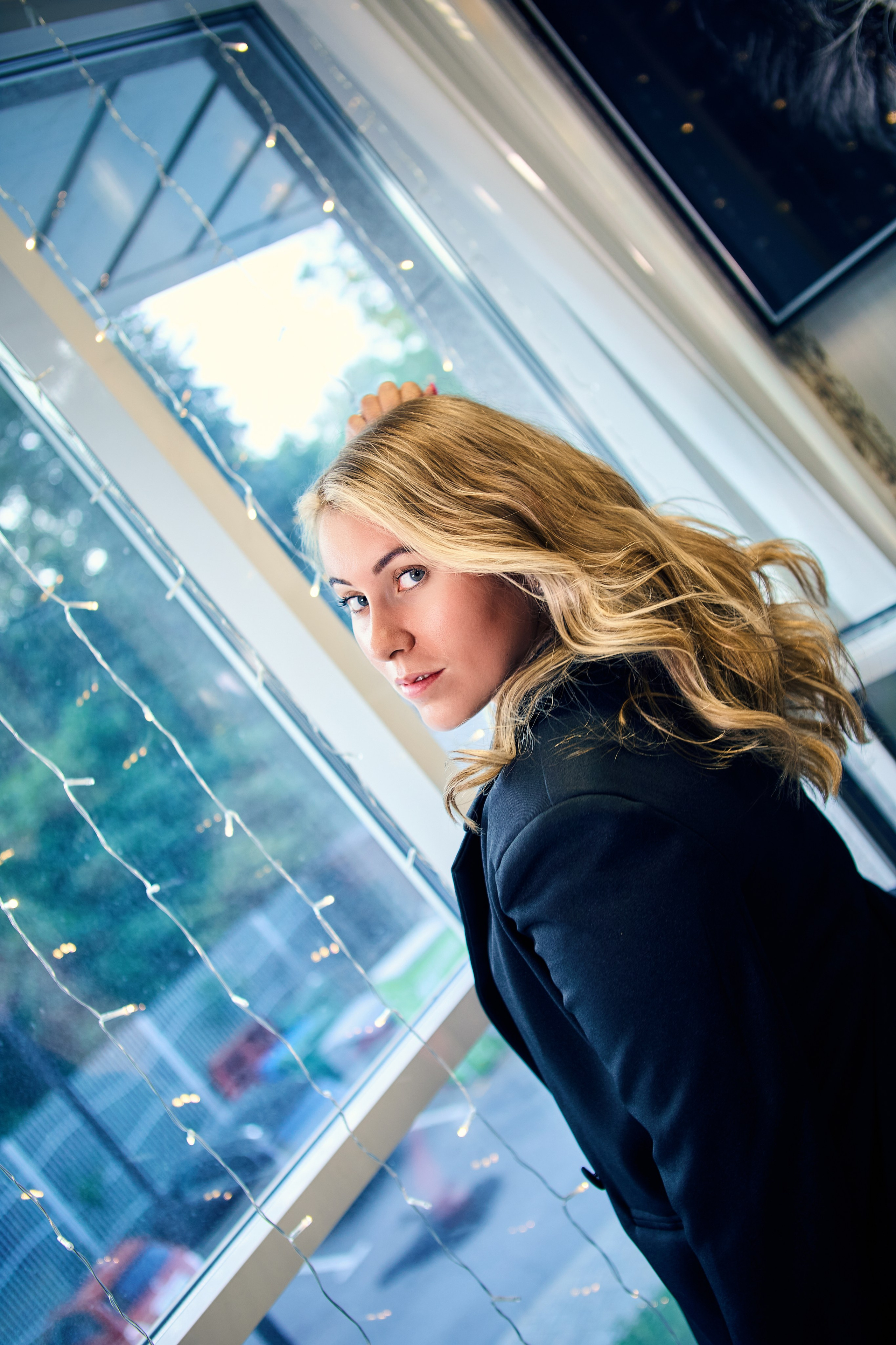 Полина - бразильский блонд.