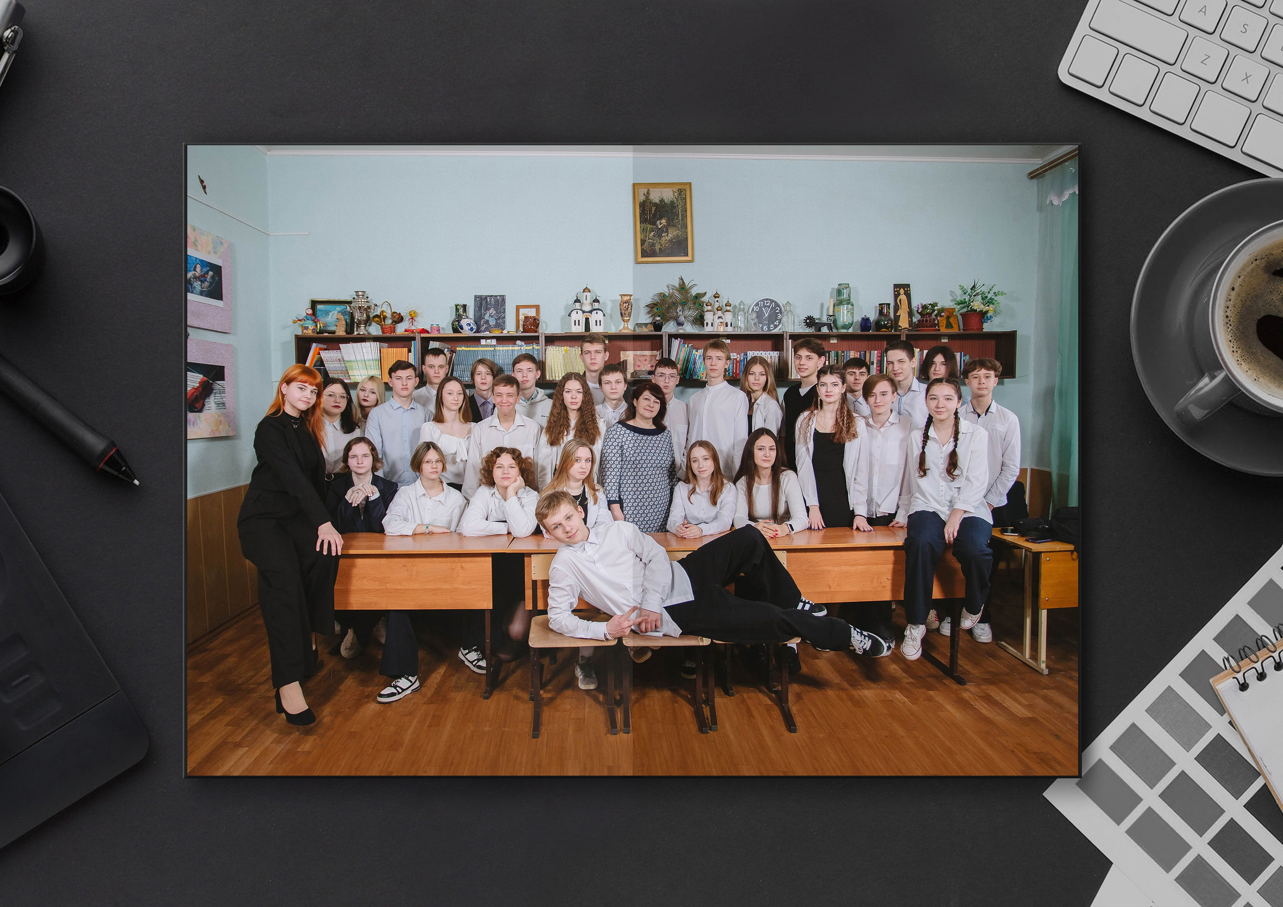 Black. Выпускные альбомы в Серпухове, Протвино, Чехове, Чехове, Пущино, Тарусе