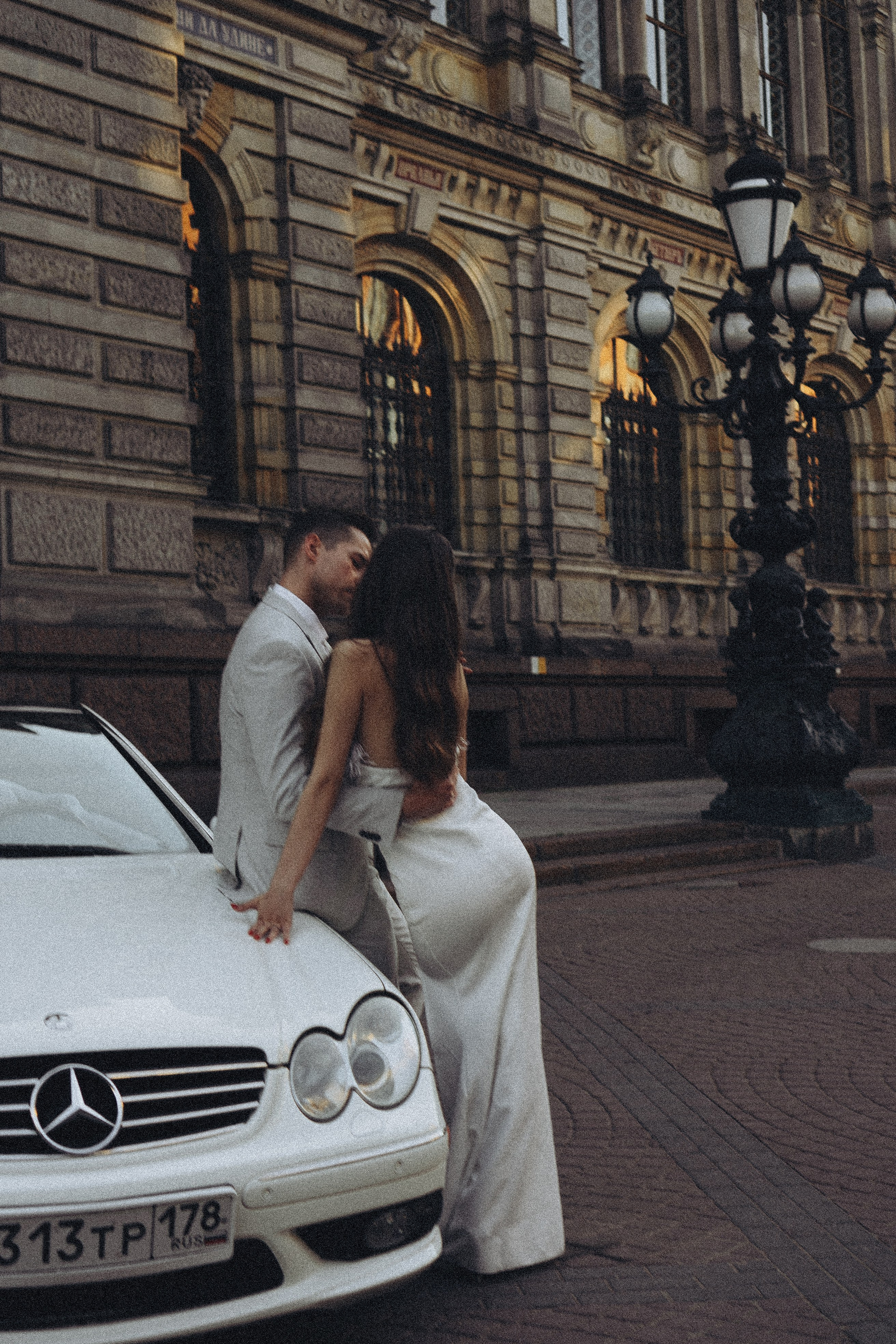 Свадебная сьемка у академии Штиглица. Профессиональный фотограф, Санкт-Петербург — Виктория Богомолова