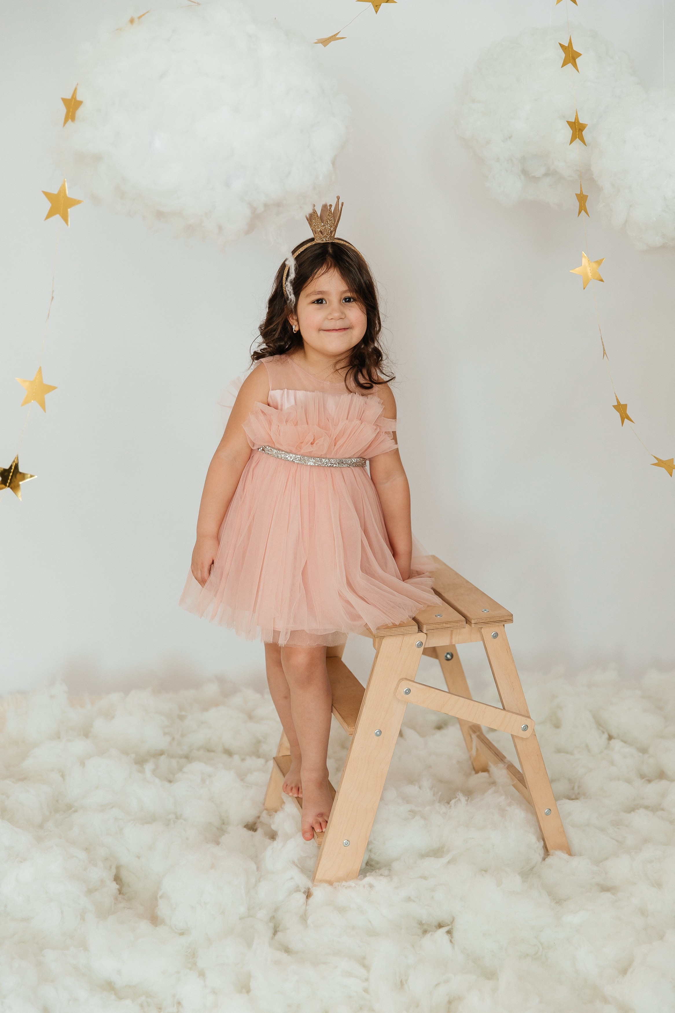 Маюша и Милаша в облаках. Воронистая Анастасия. Фотограф Якутия, Томпонский район