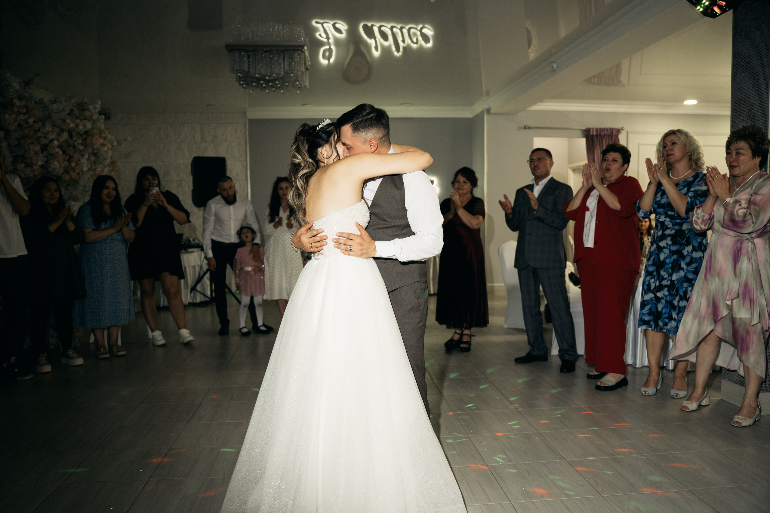 Ильнур и Динара. Свадебный день. Отбор. Кафе Ля делис. Семейный и свадебный фотограф Молодзяновская Елена