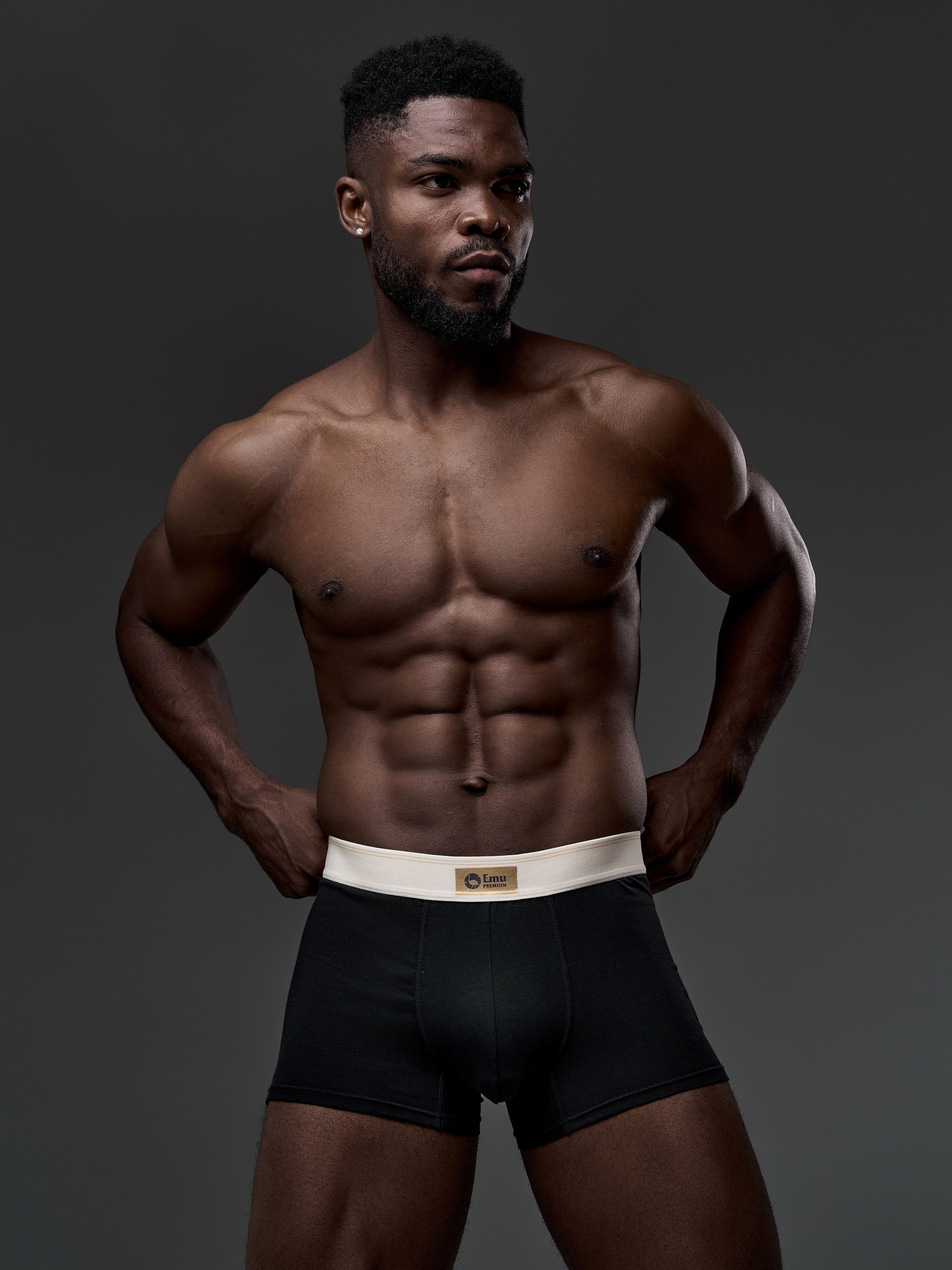 Мужское белье. Фотограф для маркетплейсов в Москве