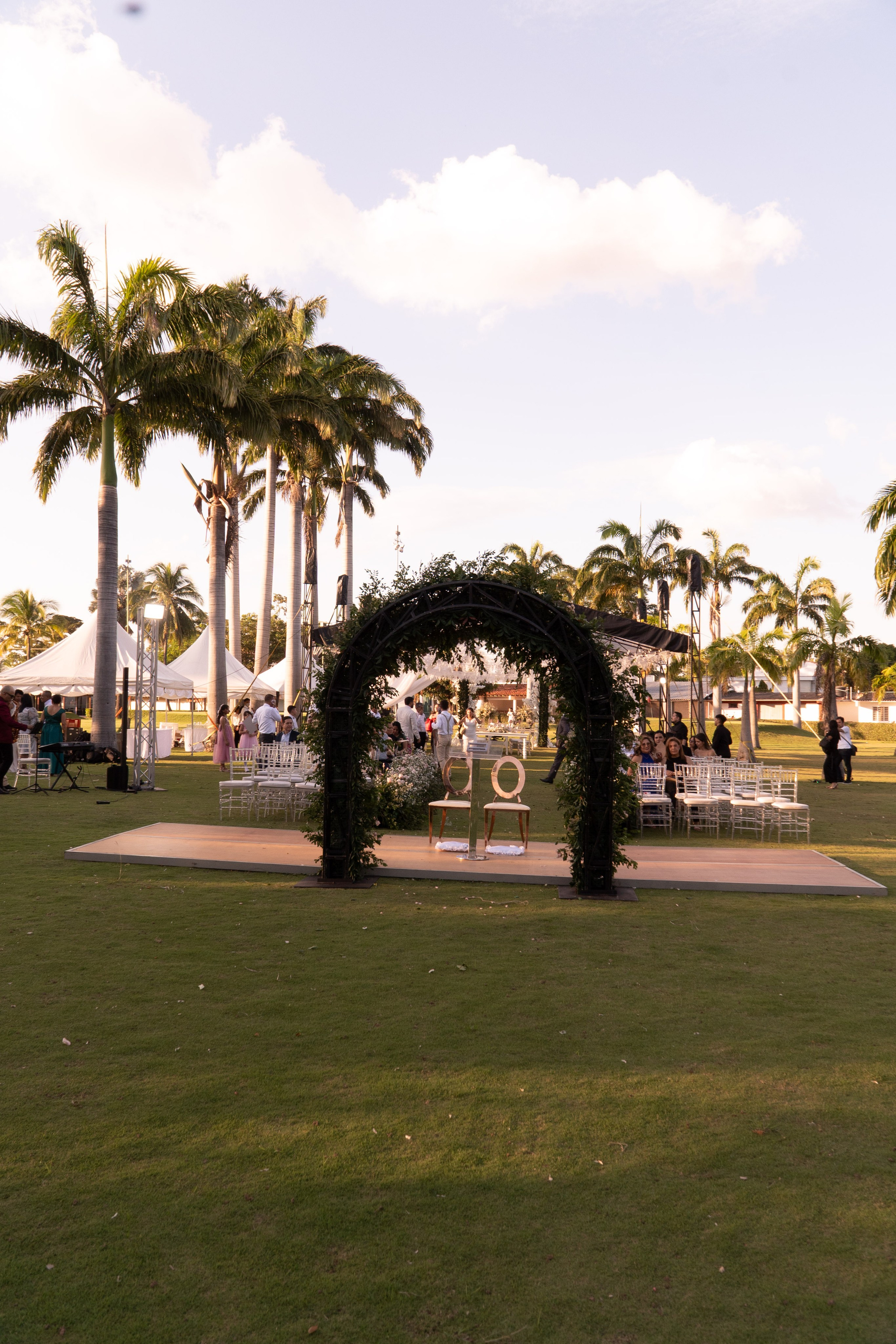 Carola & Gerson. Wedding Photographer in Barcelona and Medellin