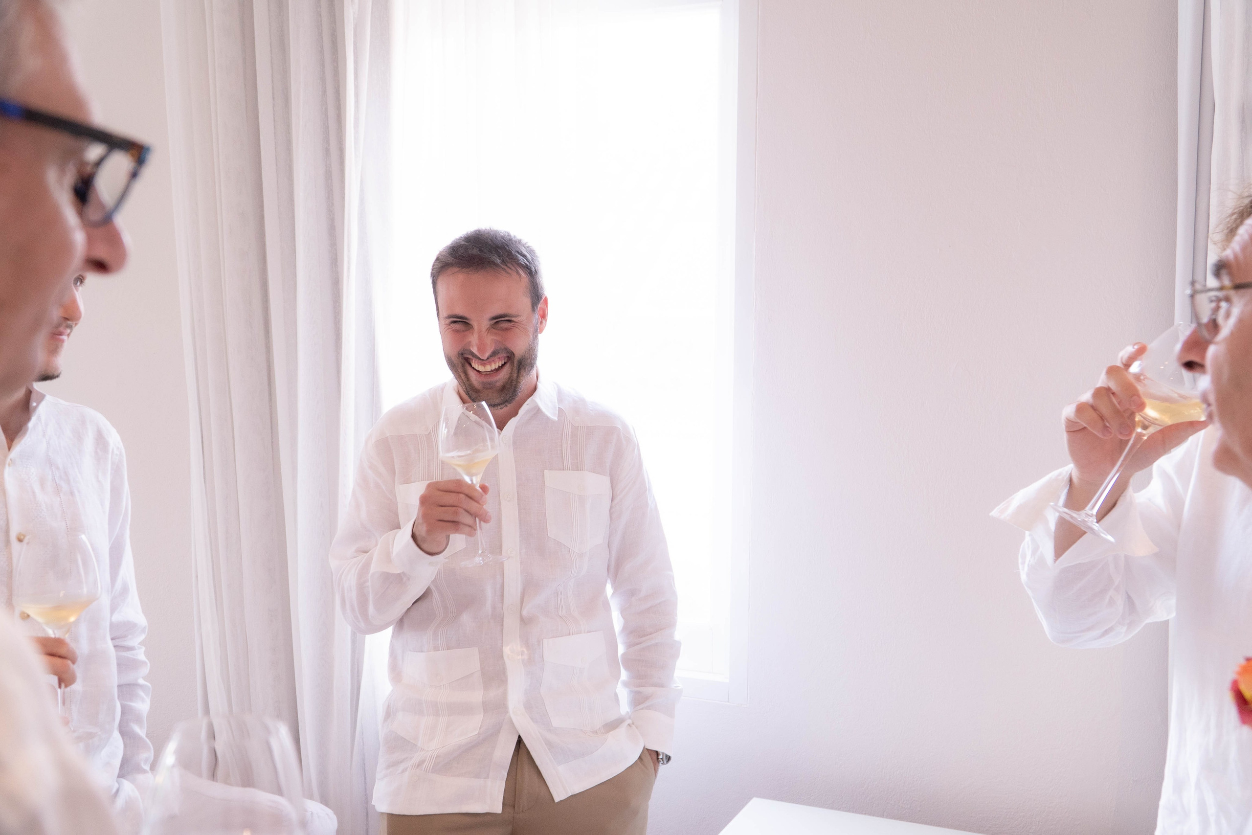 Catalina and Romain. Wedding Photographer in Barcelona and Medellin