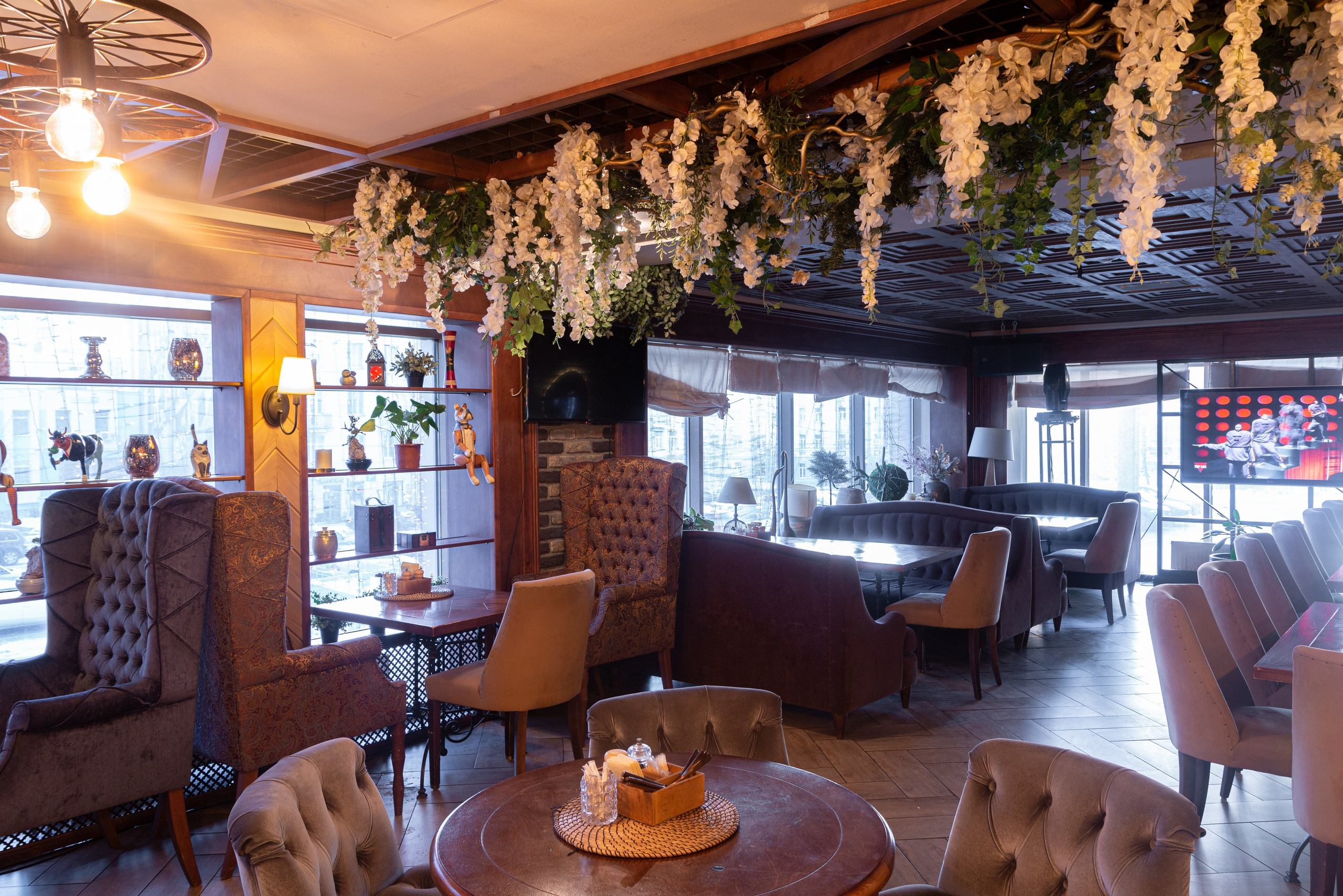 Интерьерная съёмка для кафе и ресторанов. Предметный и репортажный фотограф Алексей Кротов