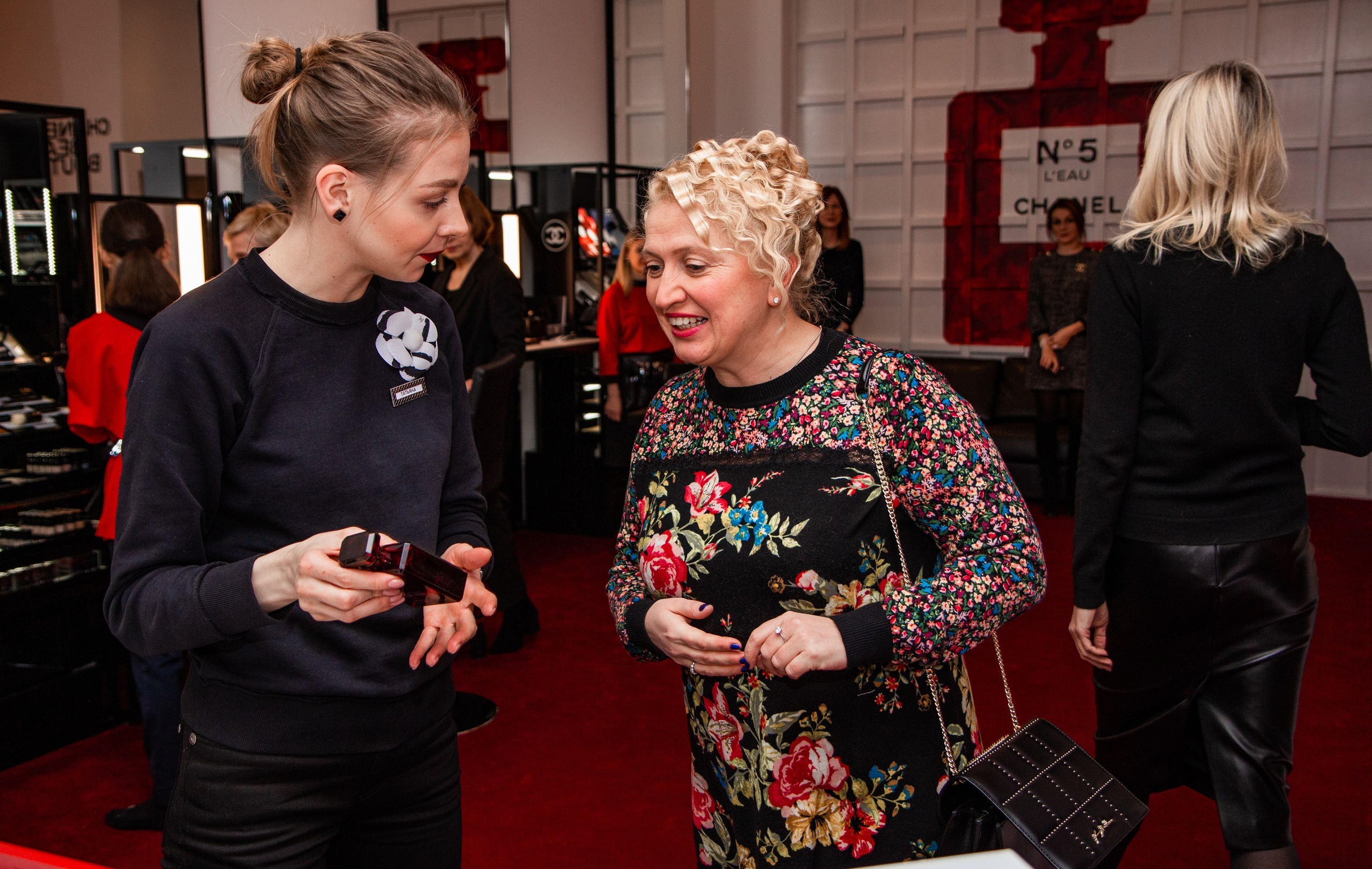 Chanel Екатеринбург. Предметный и репортажный фотограф Алексей Кротов