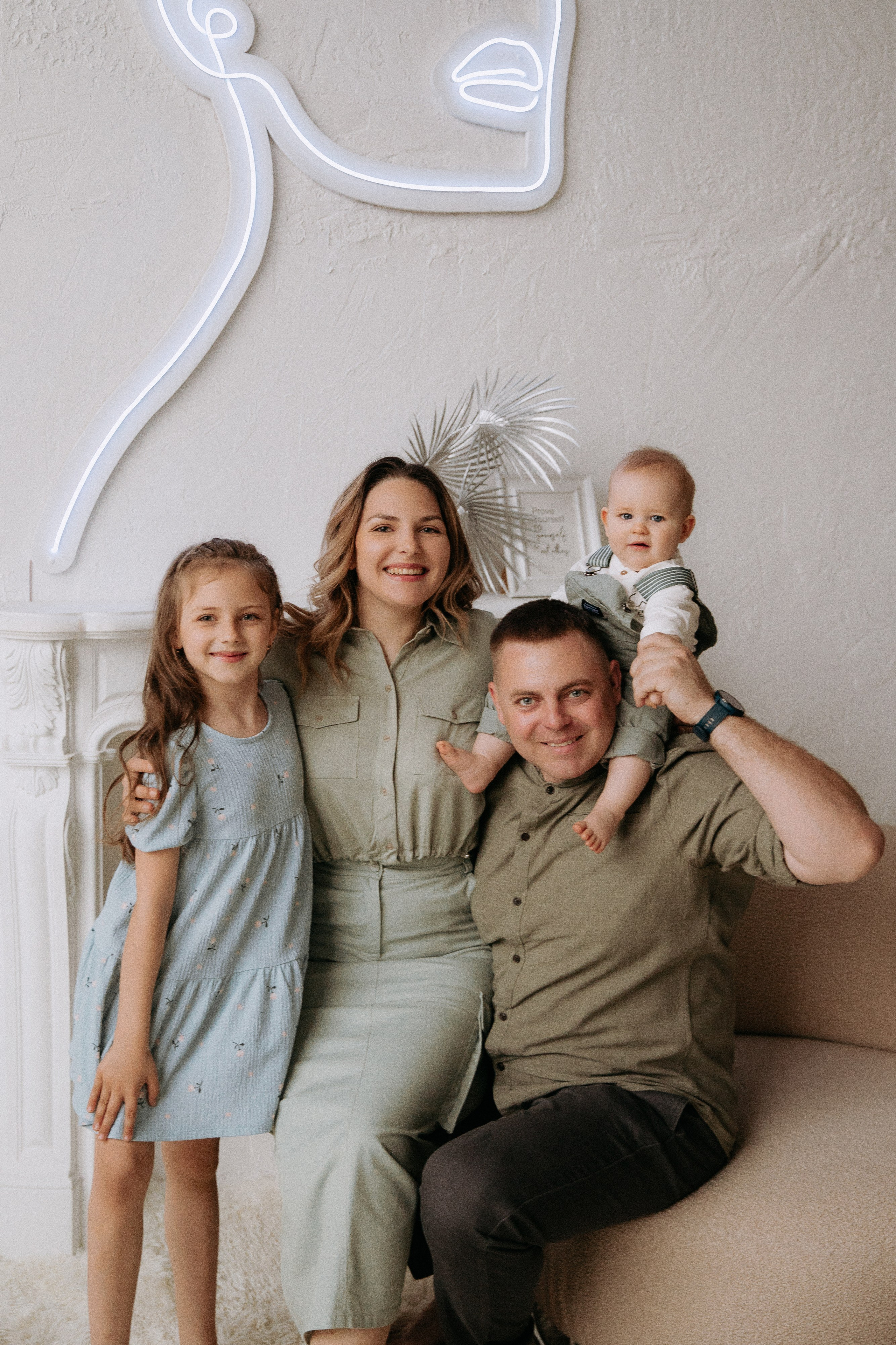 Семья Золотовых