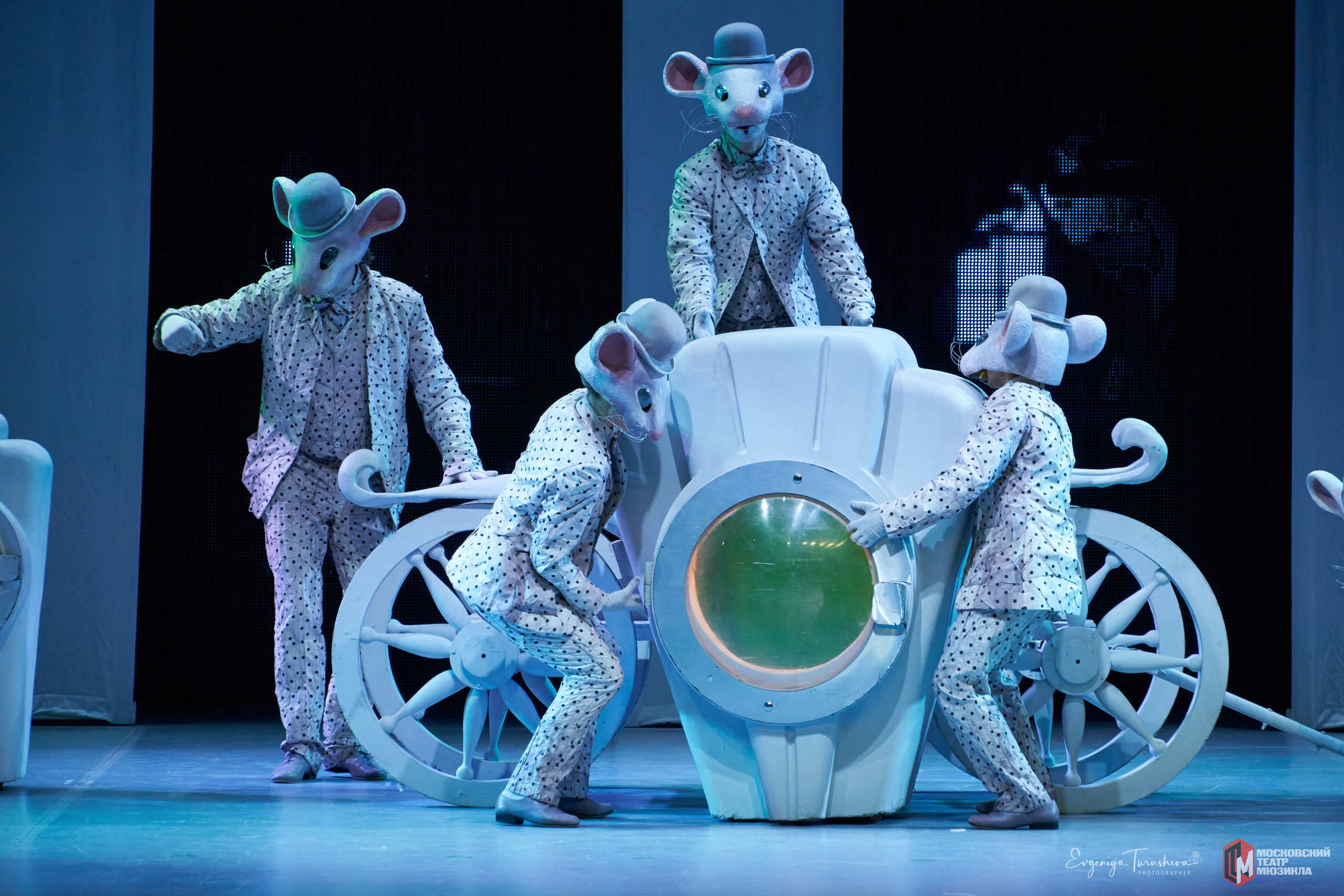 Мюзикл «Всё о Золушке» (22 января 2022, Московский театр мюзикла). Фотограф Евгения Турушева