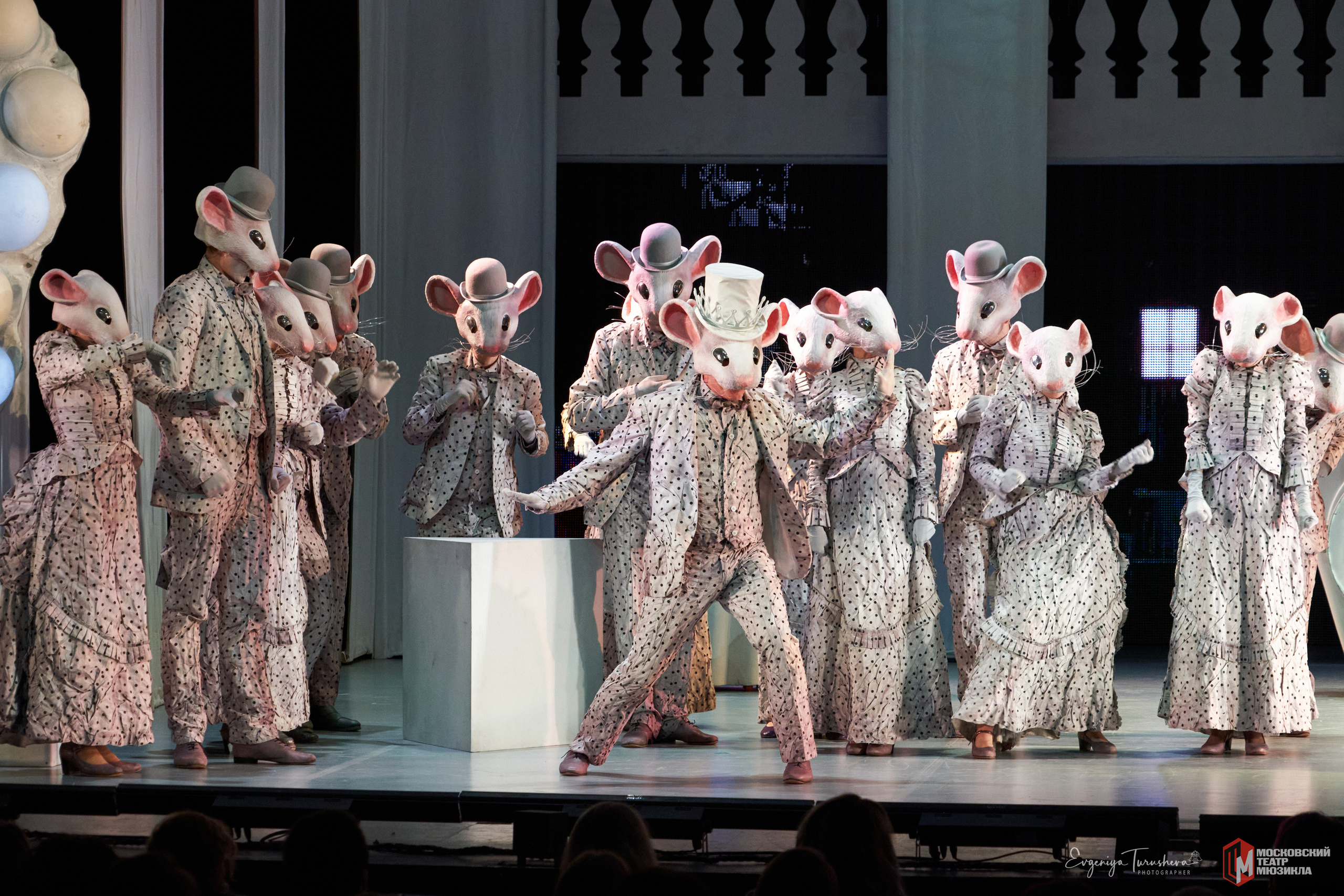 Мюзикл «Всё о Золушке» (22 января 2022, Московский театр мюзикла). Фотограф Евгения Турушева