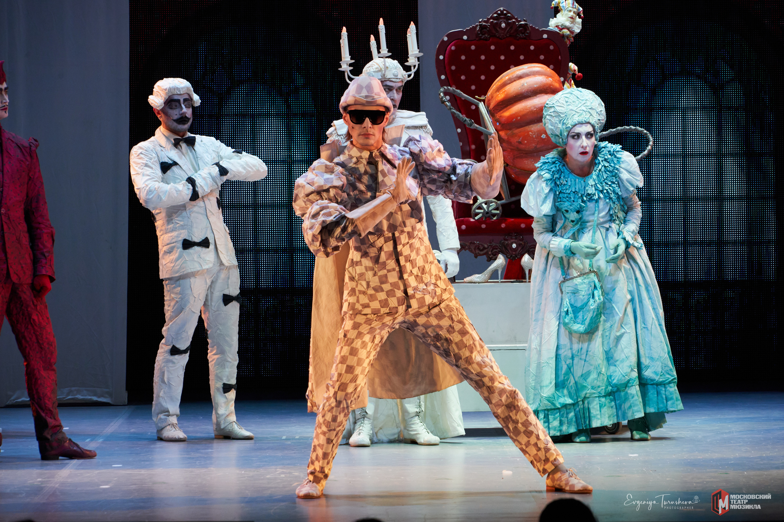 Мюзикл «Всё о Золушке» (22 января 2022, Московский театр мюзикла). Фотограф Евгения Турушева