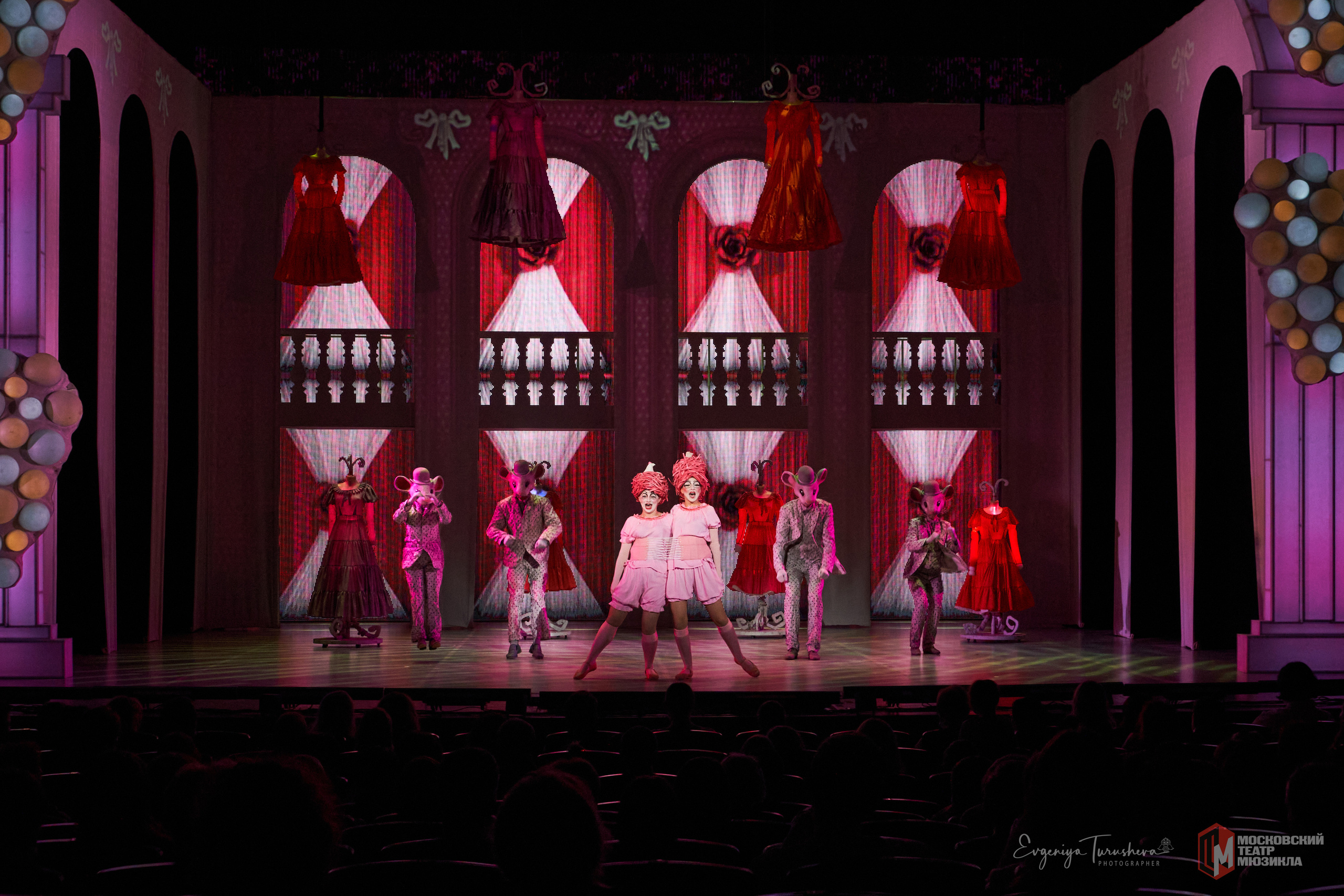 Мюзикл «Всё о Золушке» (22 января 2022, Московский театр мюзикла). Фотограф Евгения Турушева