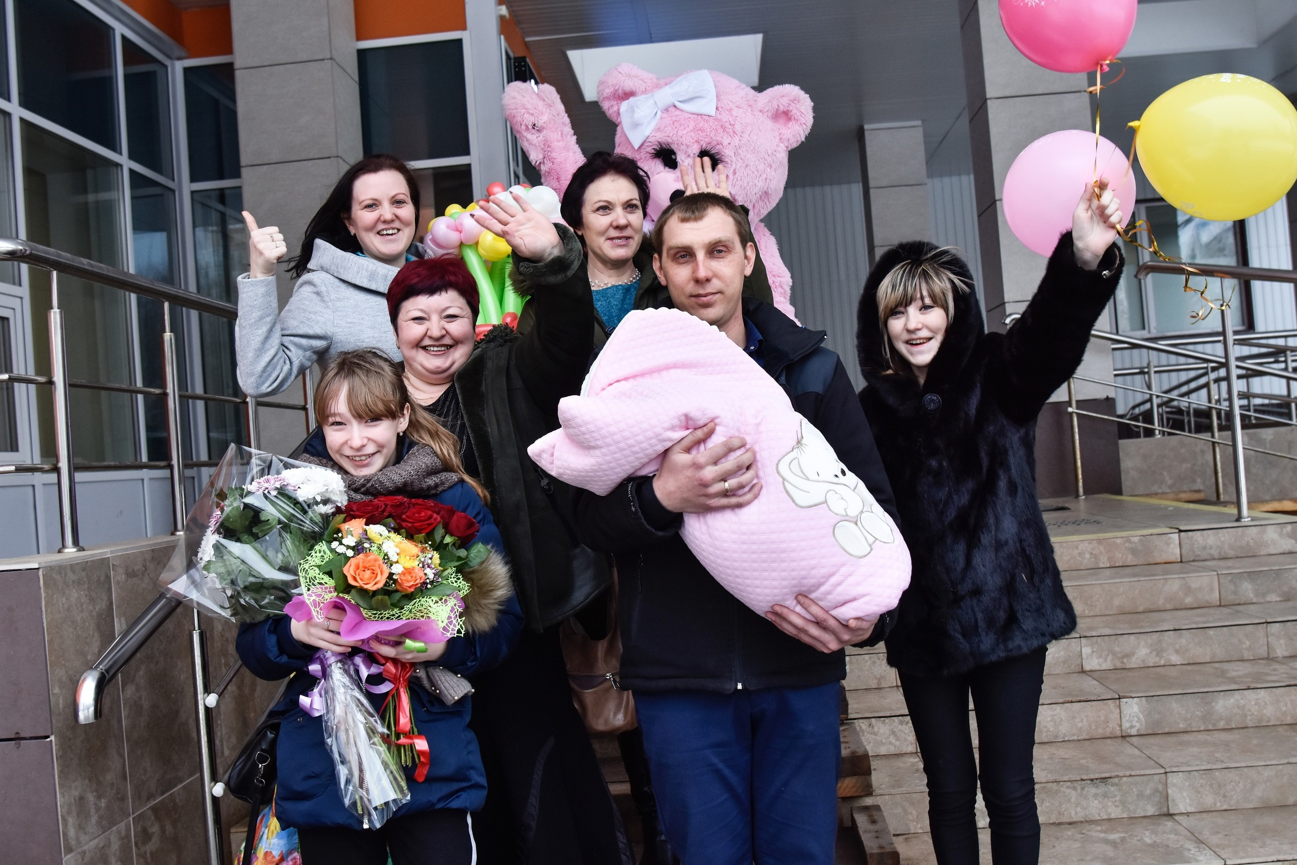 Фотосессия выписки из роддома в Самаре