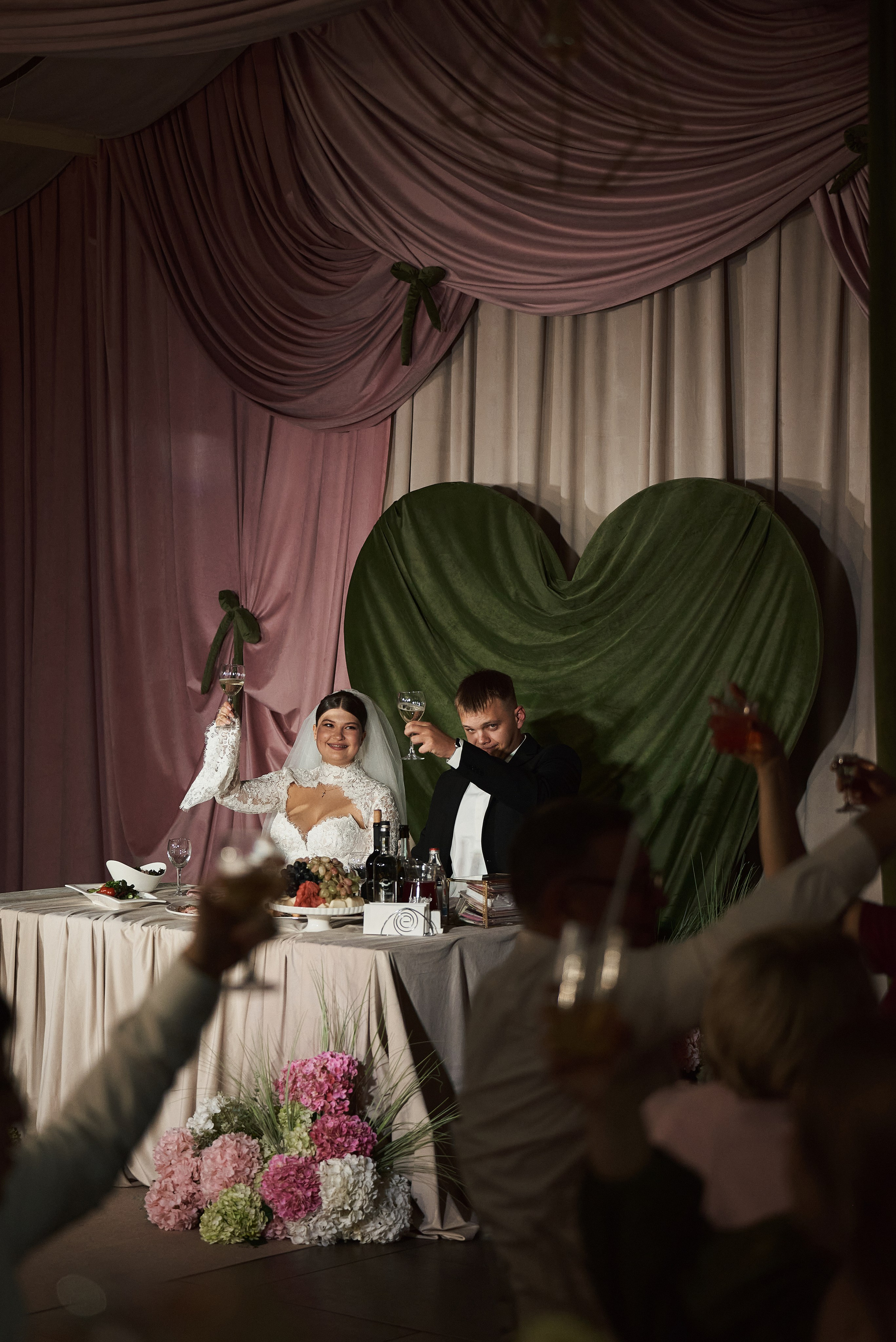 Свадебный фотограф в Брянске - фотограф на свадьбу. Свадебный и портретный фотограф в Брянске Скепская Лилия