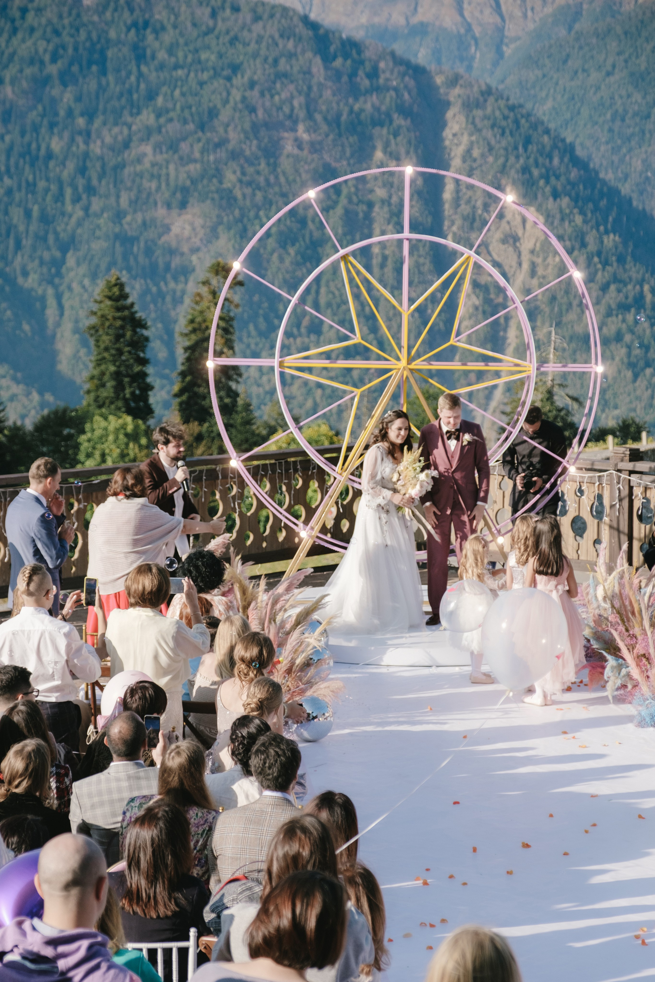 Фестиваль чувств. Свадебный Видеограф Фотограф в Сочи