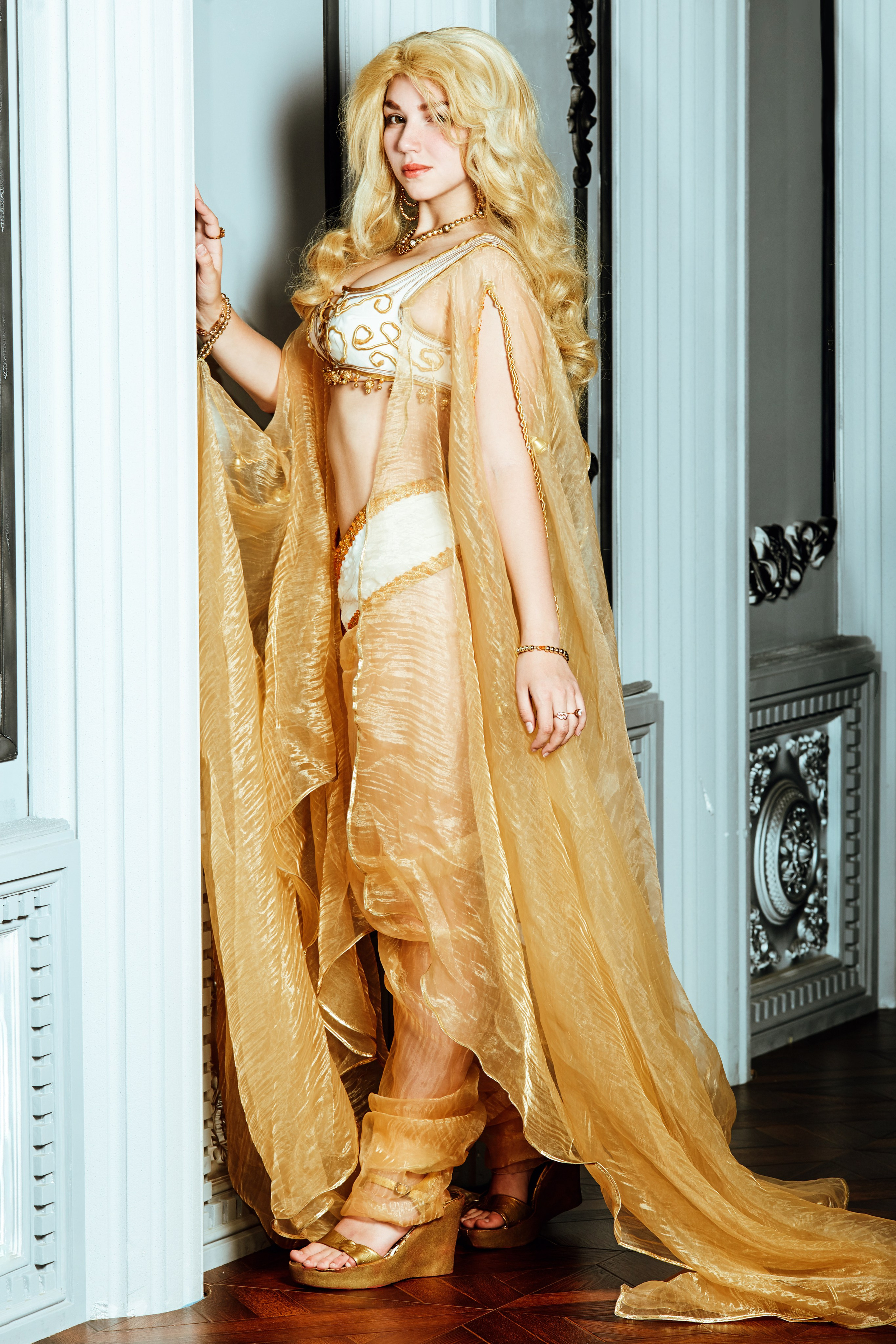 Маришка (жена Дракулы из "Ван Хельсинга") - косплей фотосессия во Владивостоке