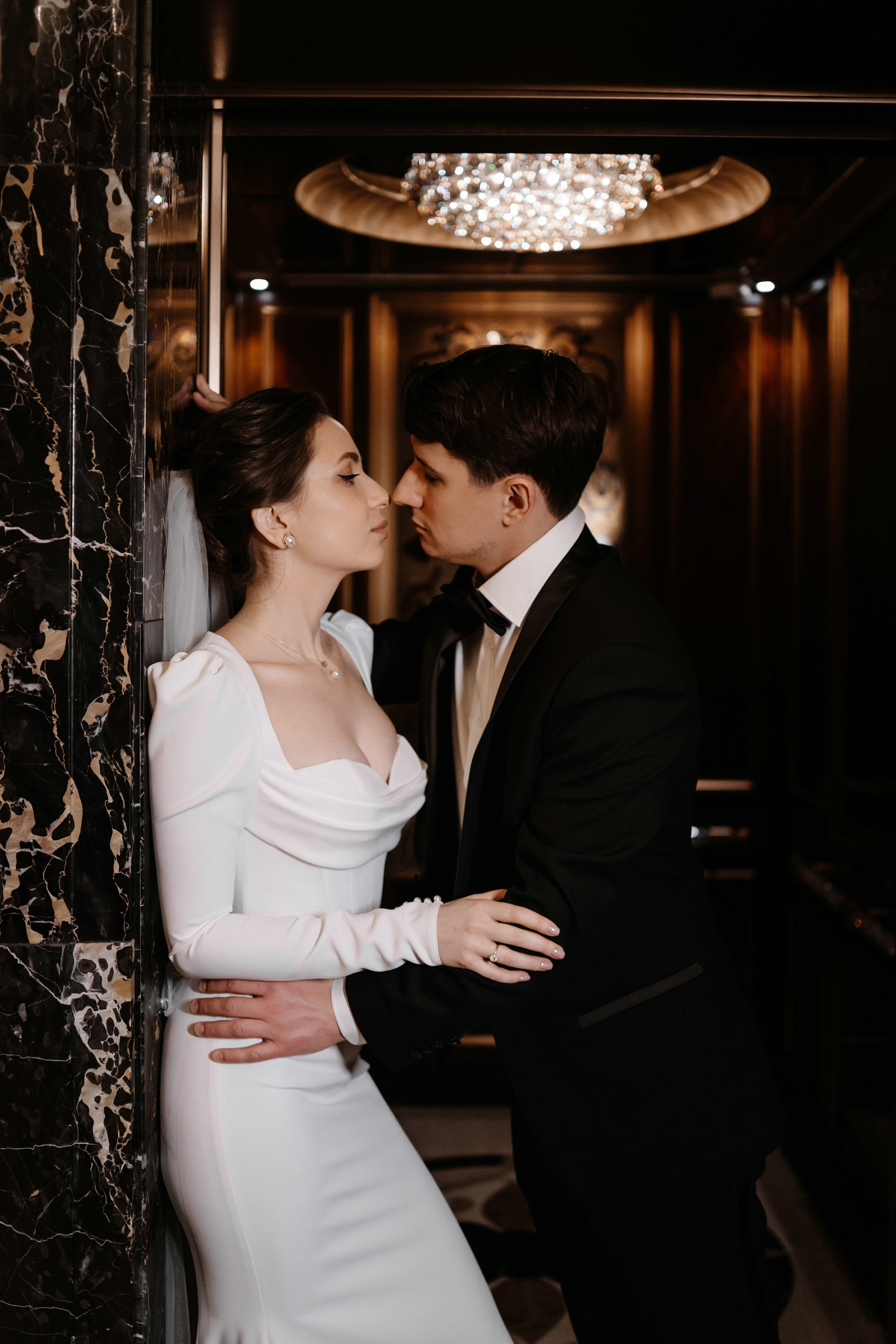 Фотосессия свадьбы в Lotte Plaza. Свадебный и семейный фотограф в Москве Светлана Зоткина