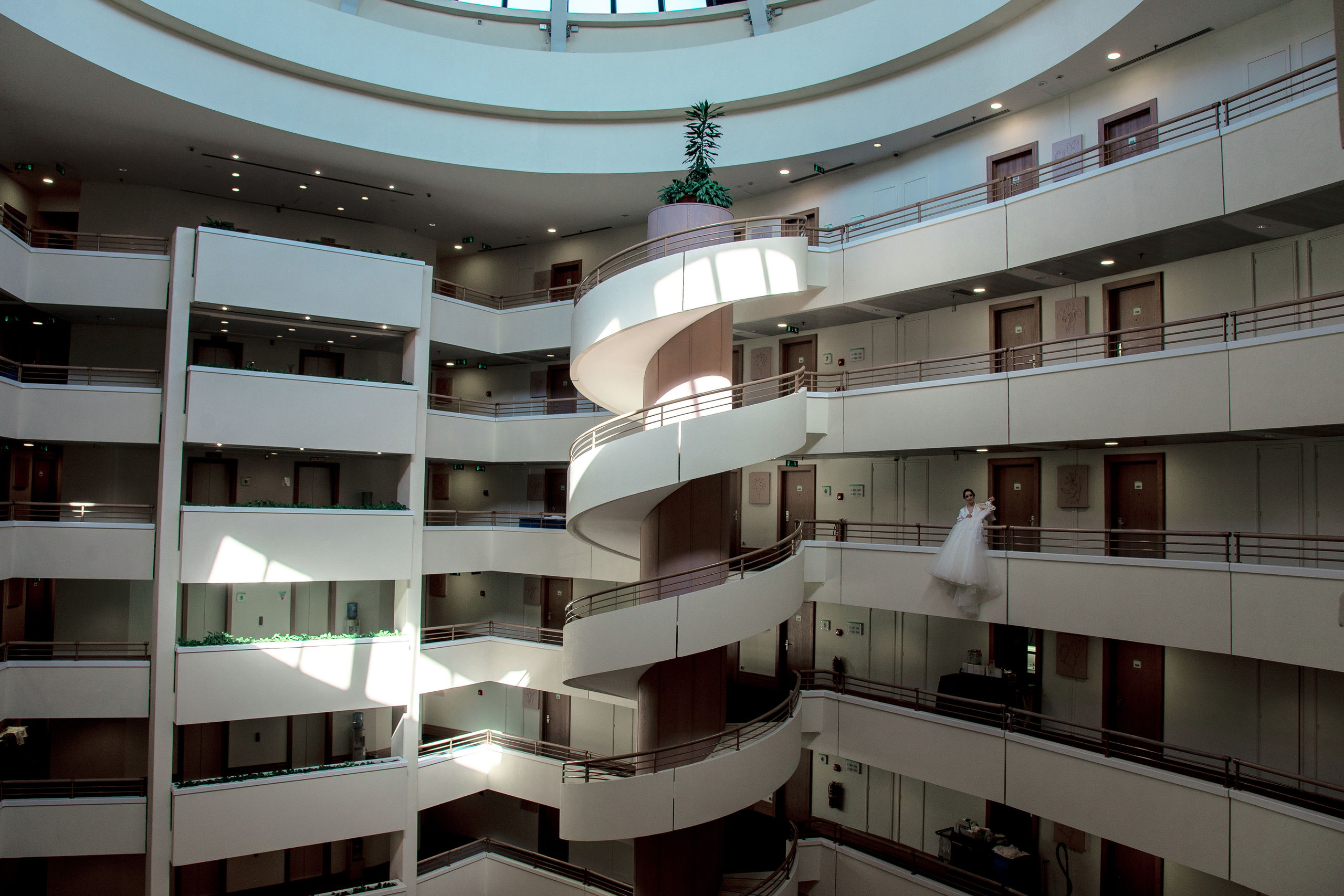 Свадебная фотосъемка на ВДНХ. Свадебный фотограф в Москве Станислав Донченко