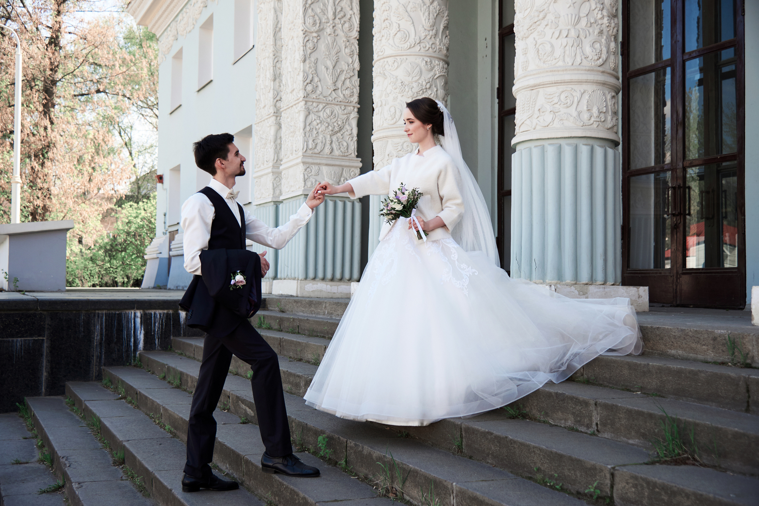 Свадебная фотосъемка на ВДНХ. Свадебный фотограф в Москве Станислав Донченко