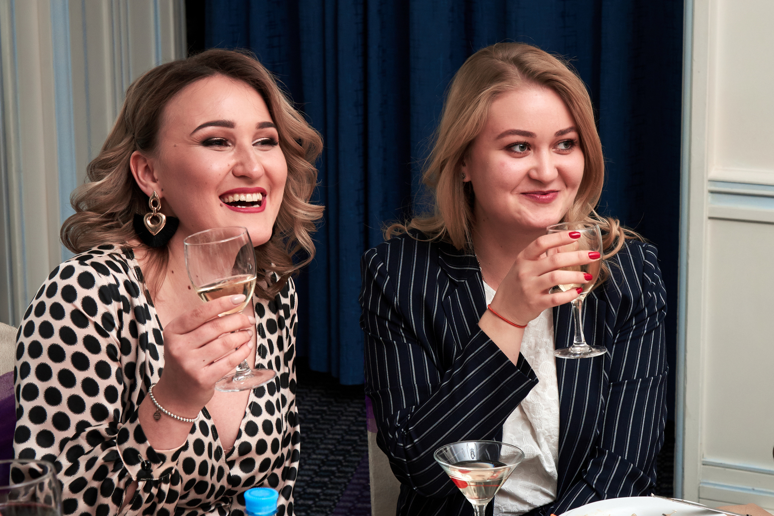 Свадебная фотосъемка на ВДНХ. Свадебный фотограф в Москве Станислав Донченко