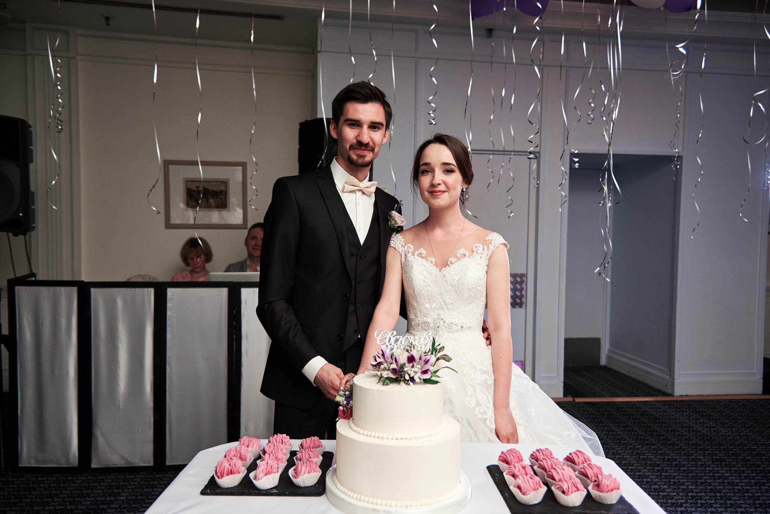 Свадебная фотосъемка на ВДНХ. Свадебный фотограф в Москве Станислав Донченко