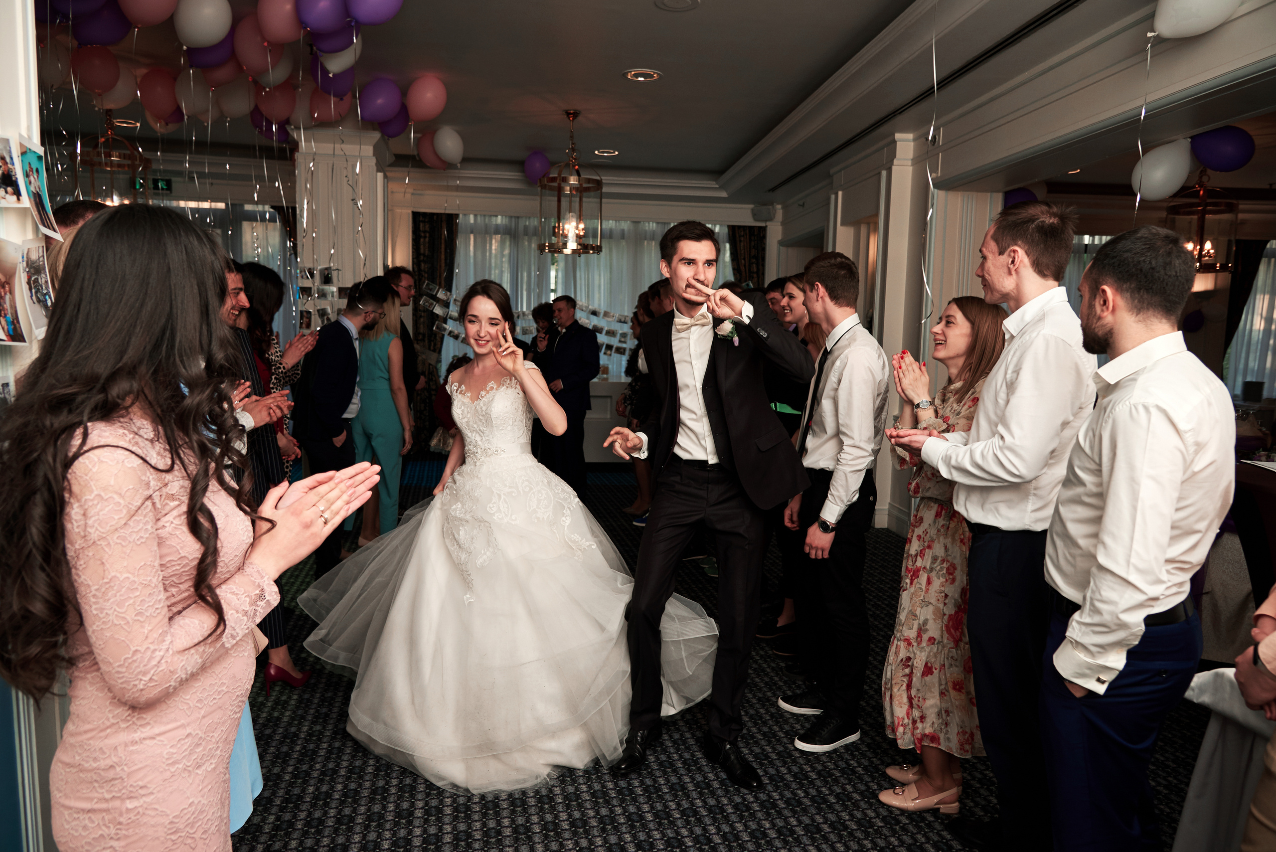 Свадебная фотосъемка на ВДНХ. Свадебный фотограф в Москве Станислав Донченко