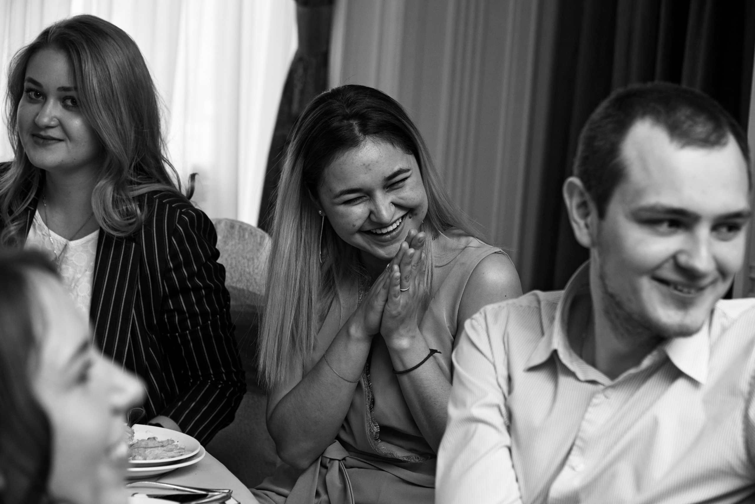 Свадебная фотосъемка на ВДНХ. Свадебный фотограф в Москве Станислав Донченко